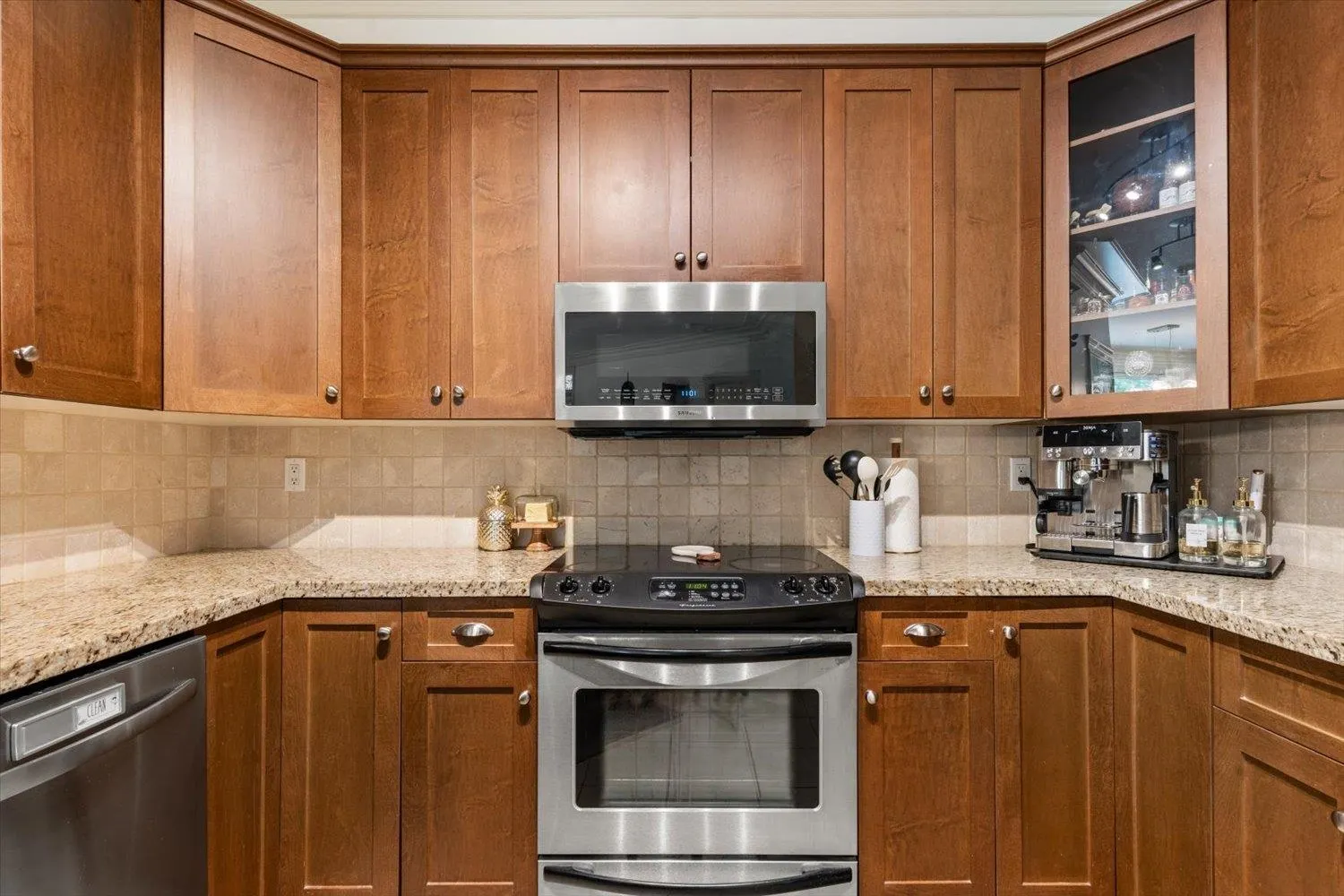 32729 Garibaldi Drive #208