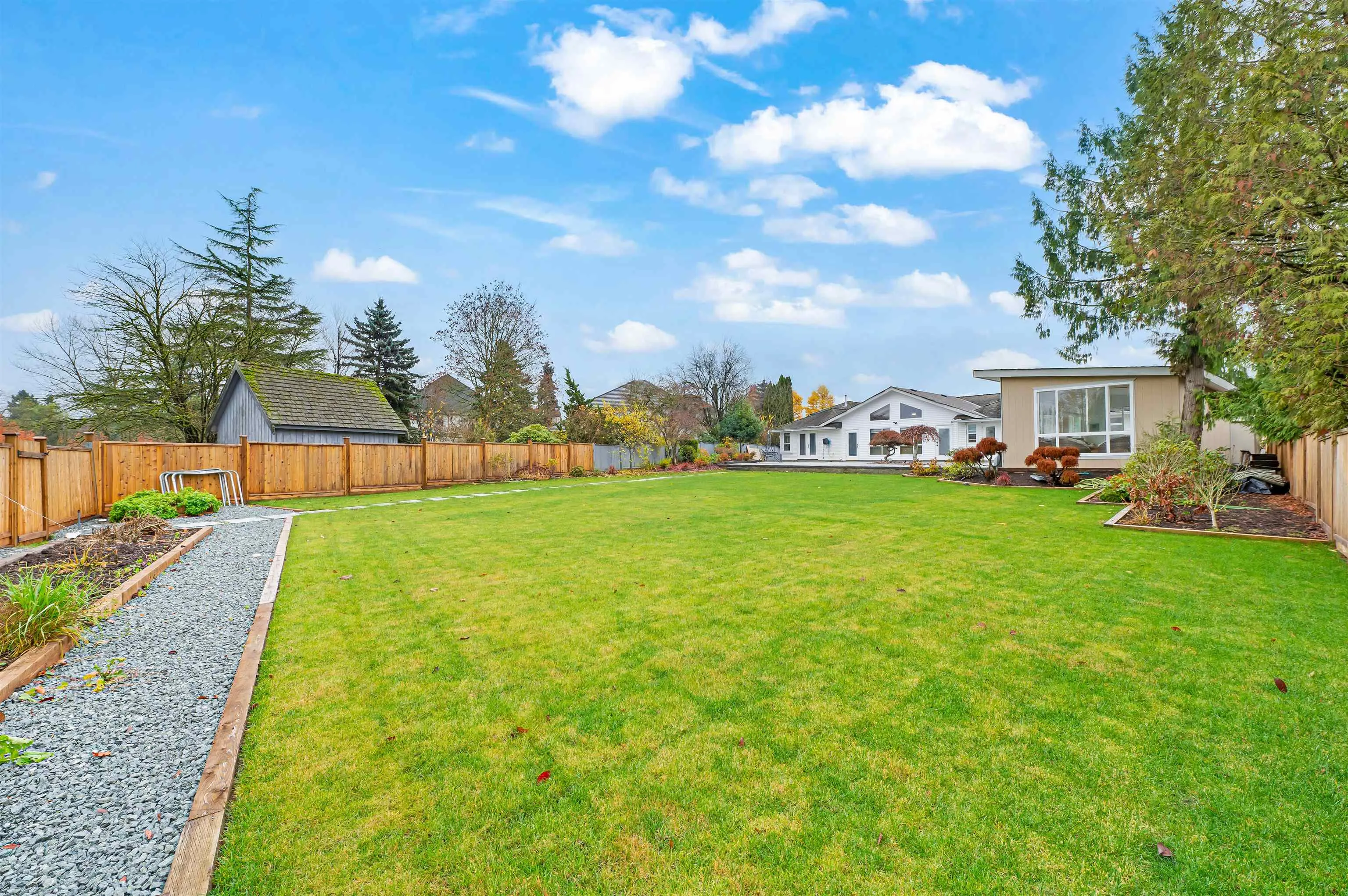 15435 Killarney Place