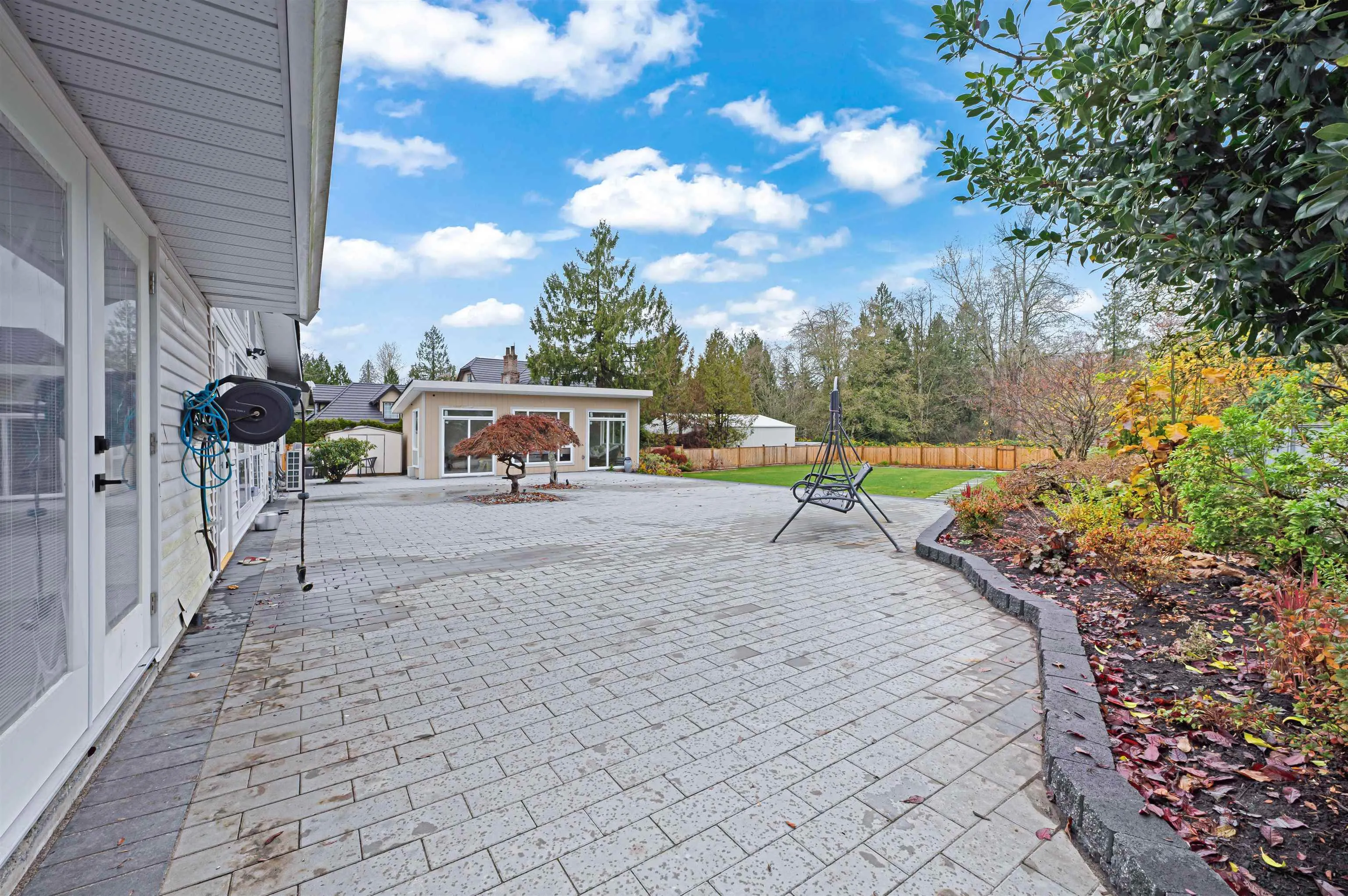 15435 Killarney Place