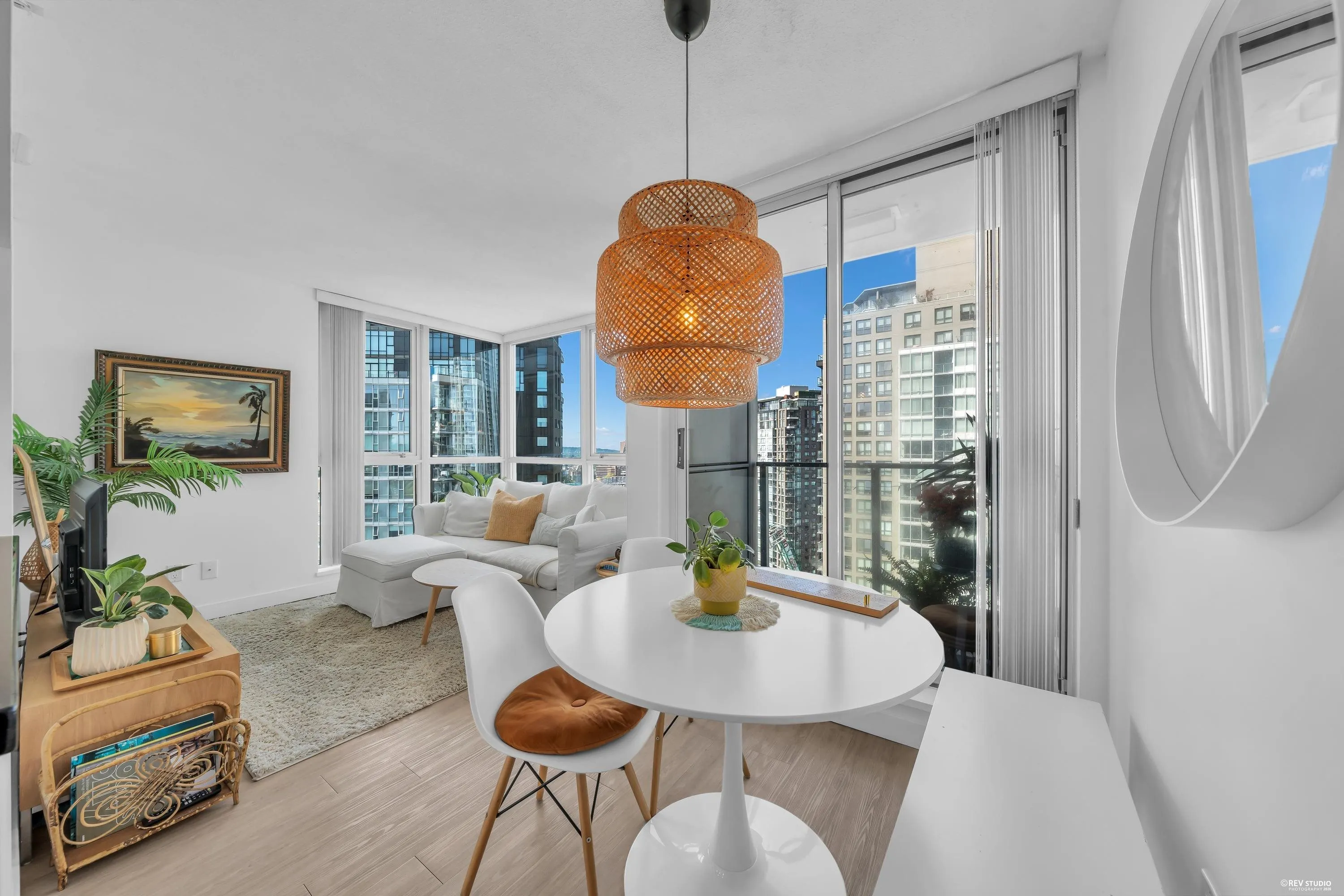 1408 Strathmore Mews #3005