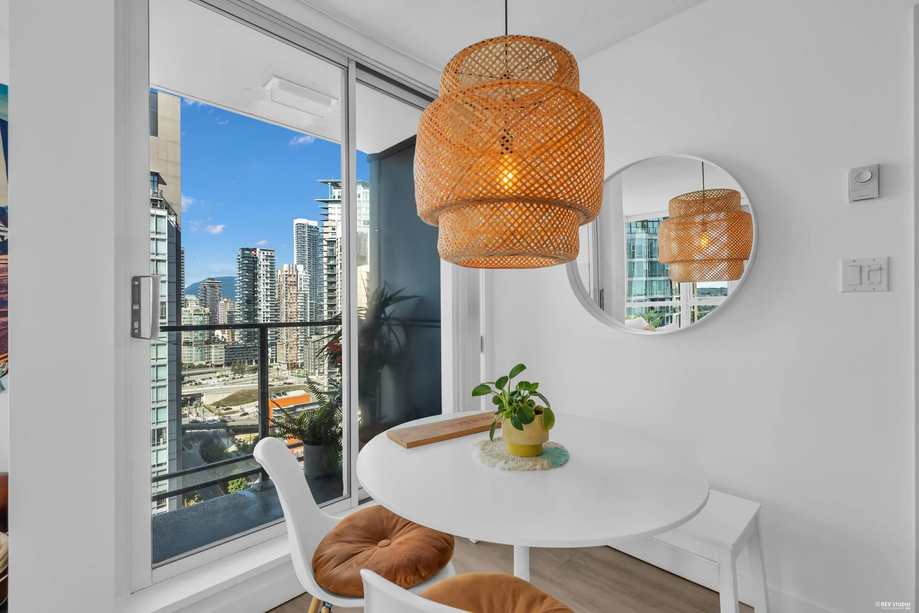 1408 Strathmore Mews #3005