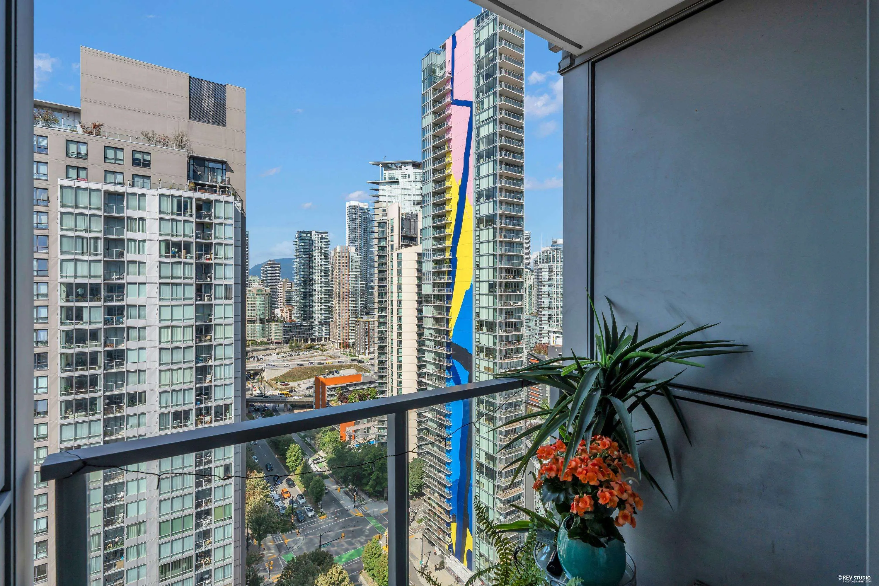 1408 Strathmore Mews #3005
