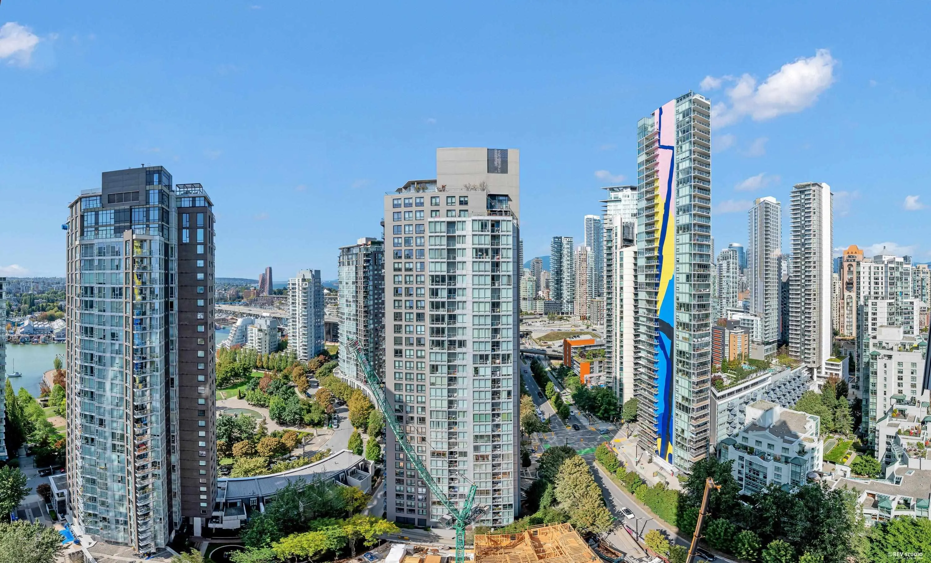 1408 Strathmore Mews #3005