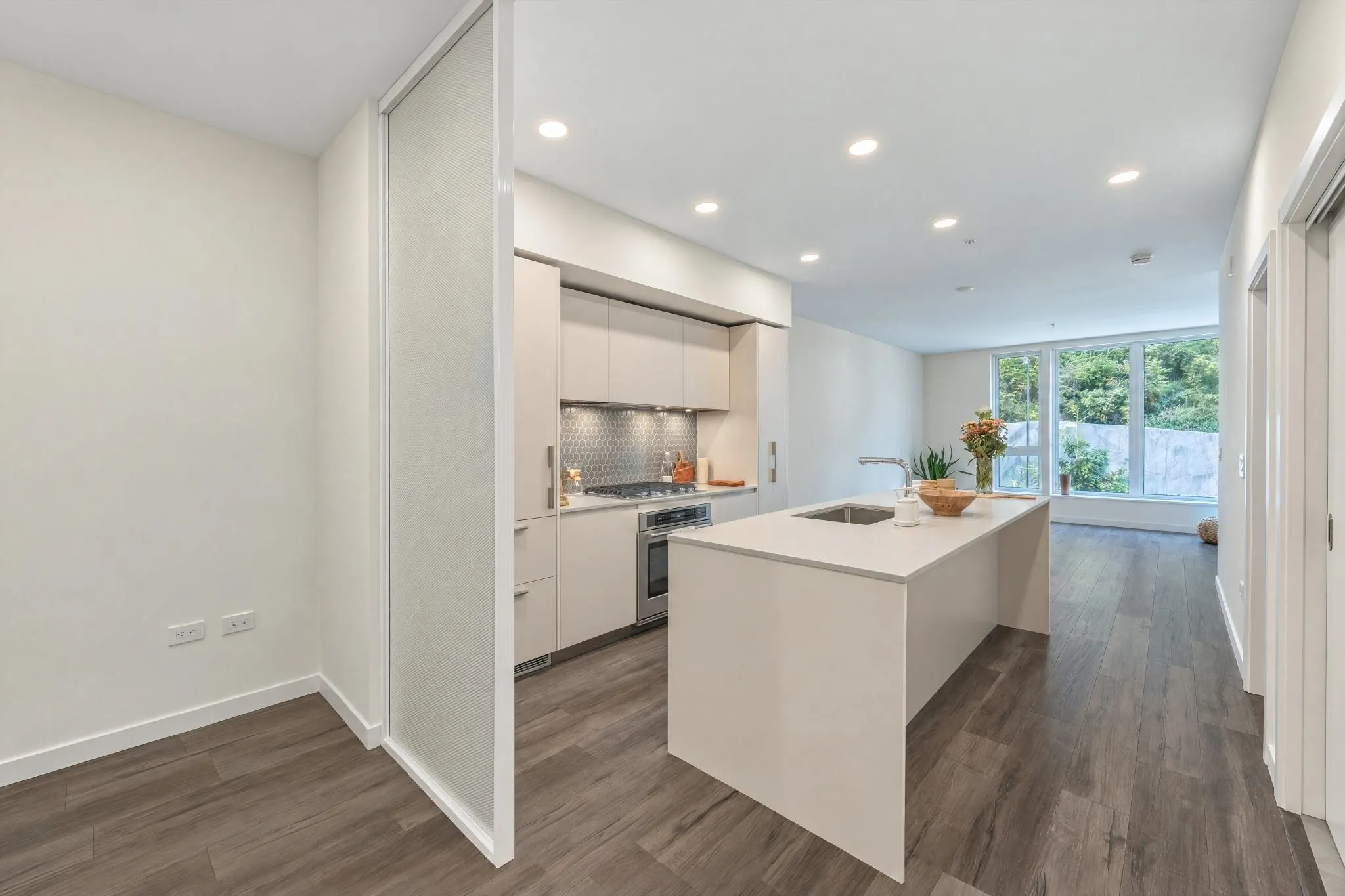 1506 Scott Crescent #208