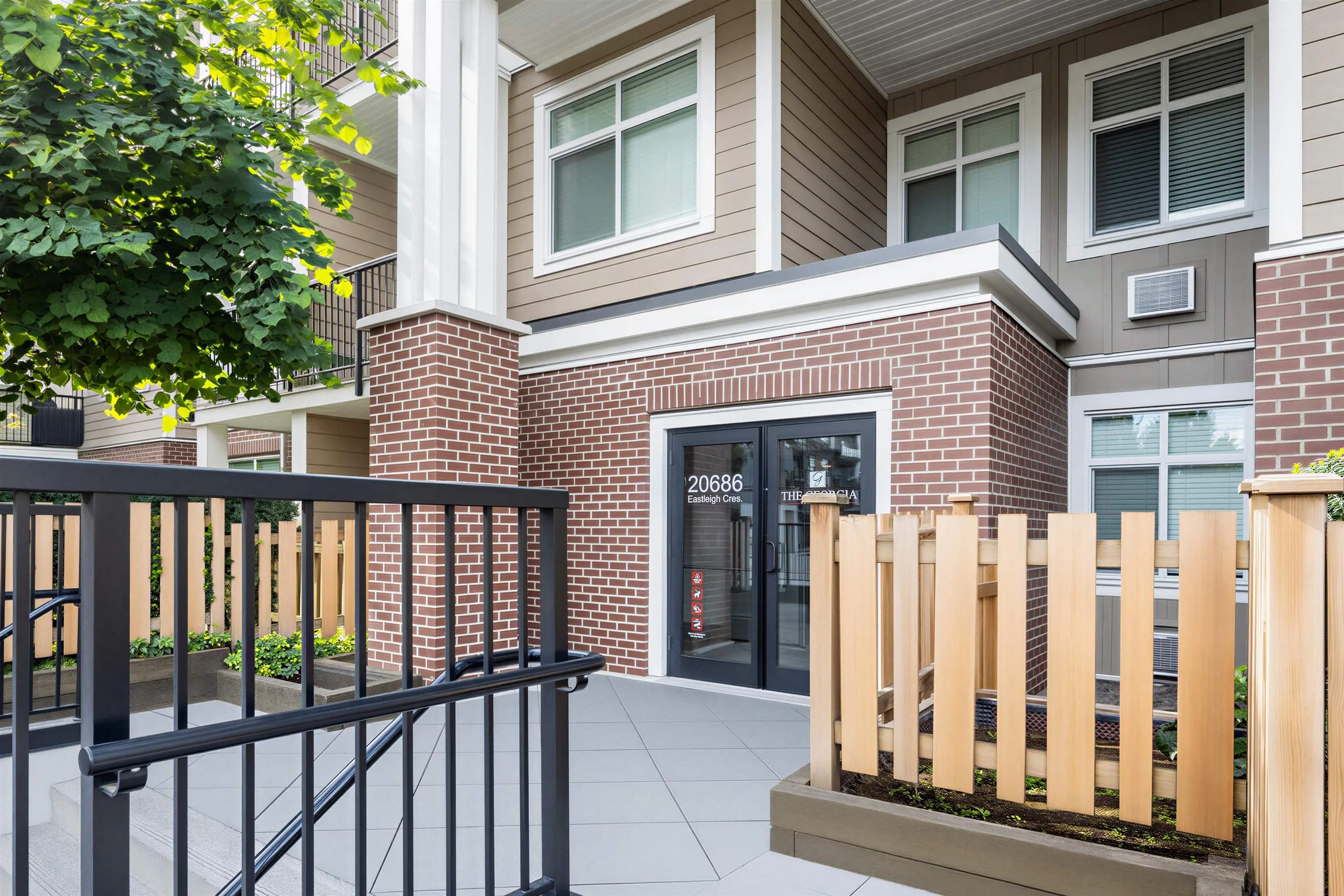 20686 Eastleigh Crescent #209