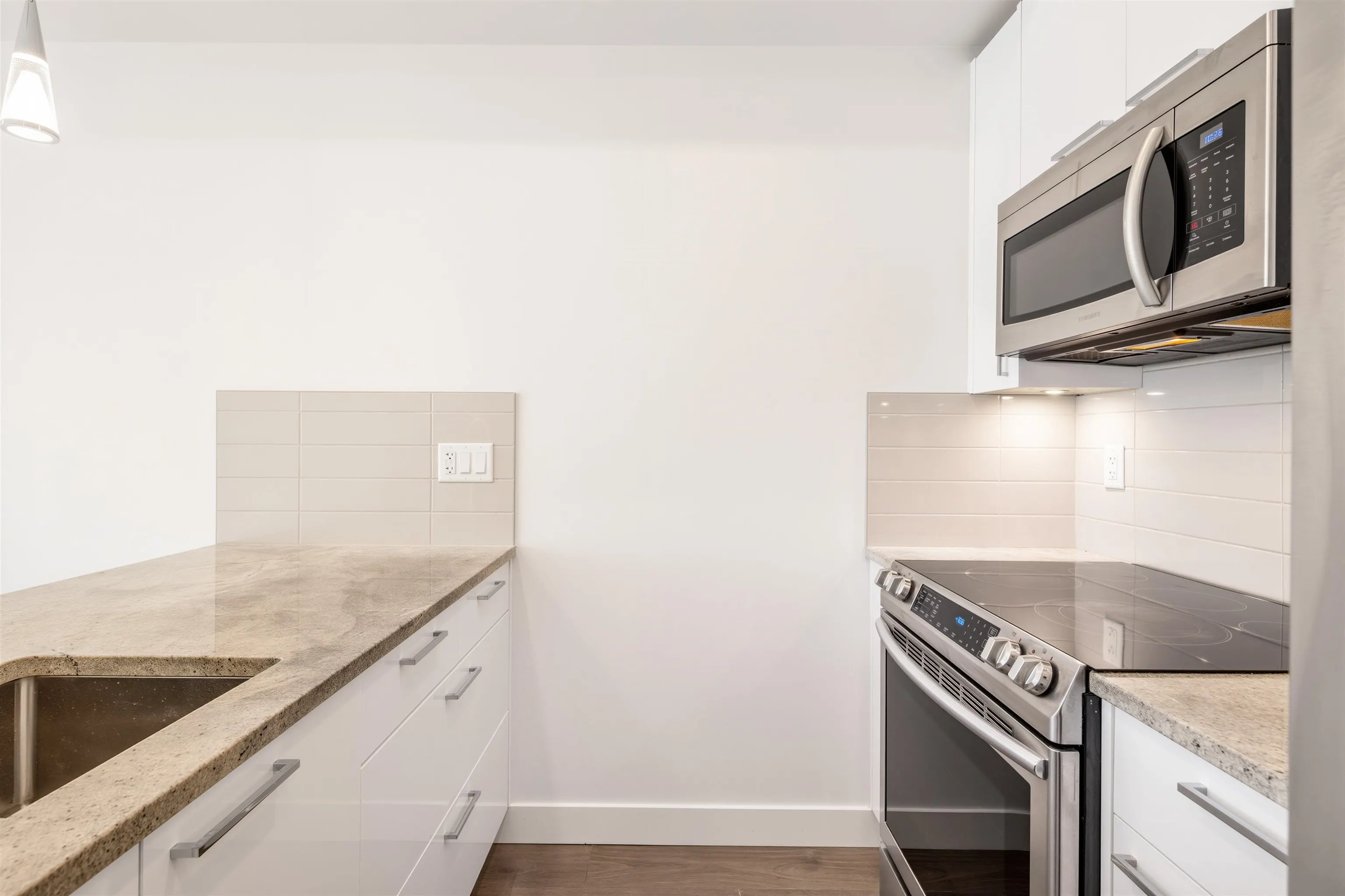 20686 Eastleigh Crescent #209