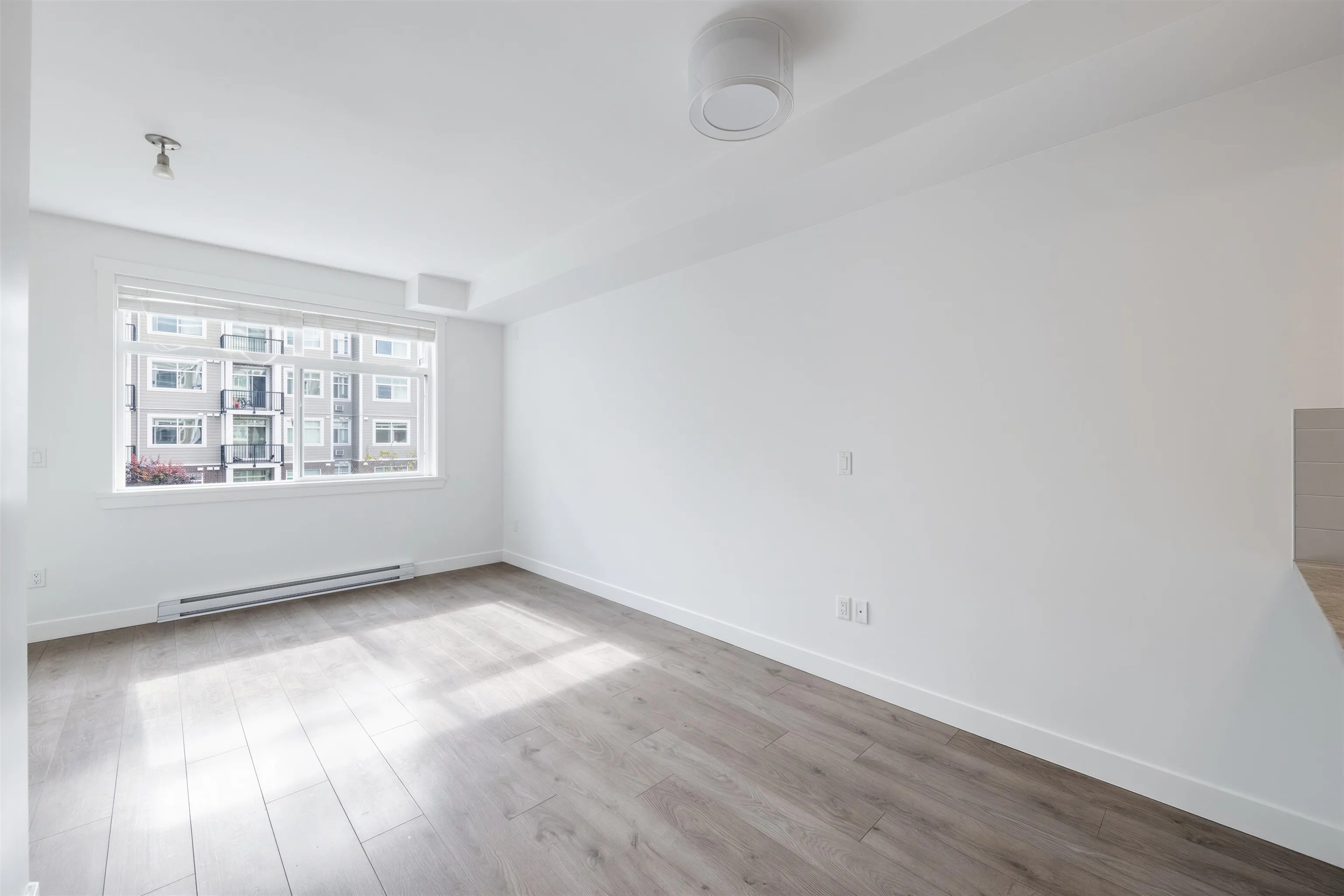 20686 Eastleigh Crescent #209