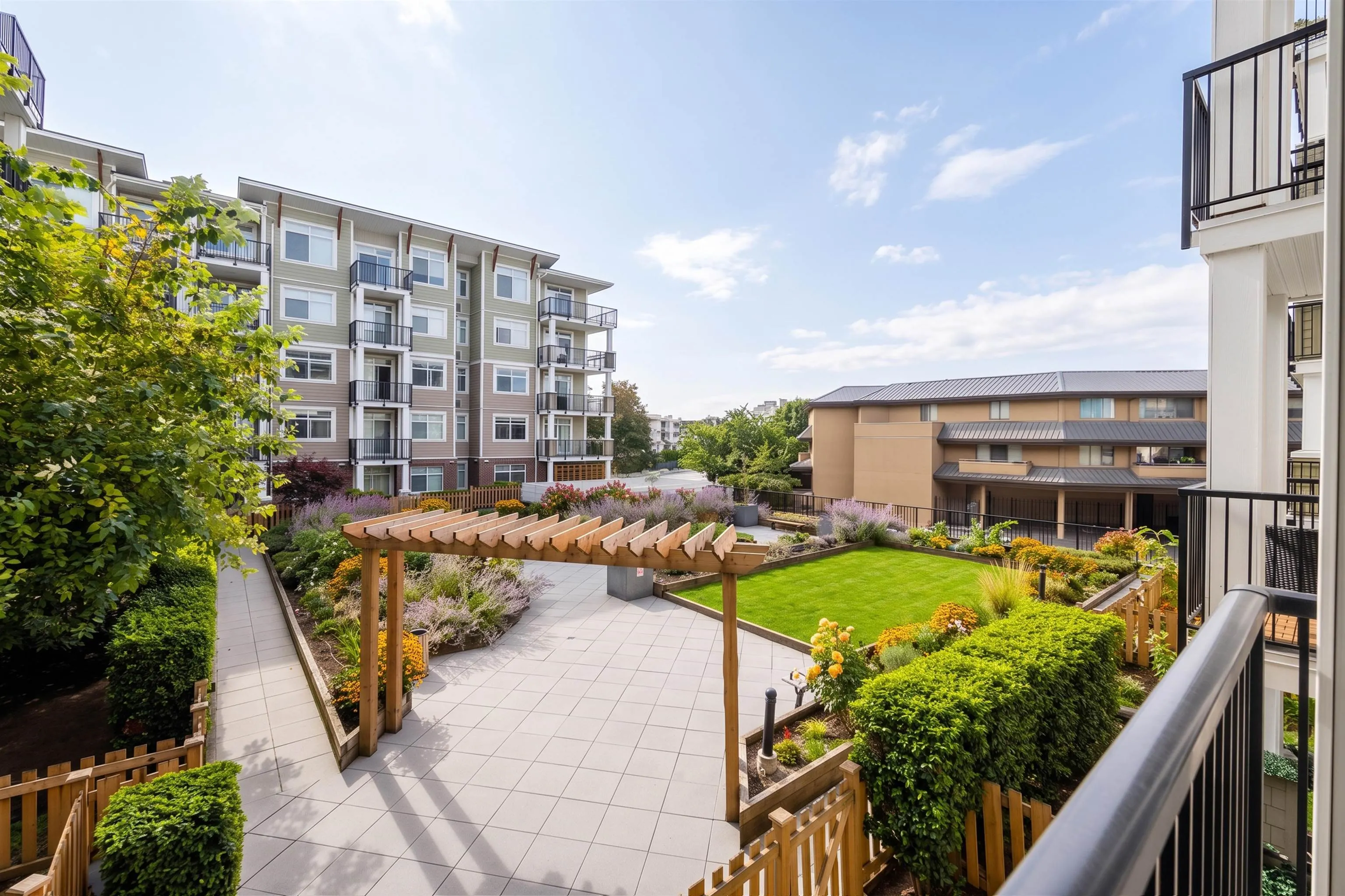 20686 Eastleigh Crescent #209