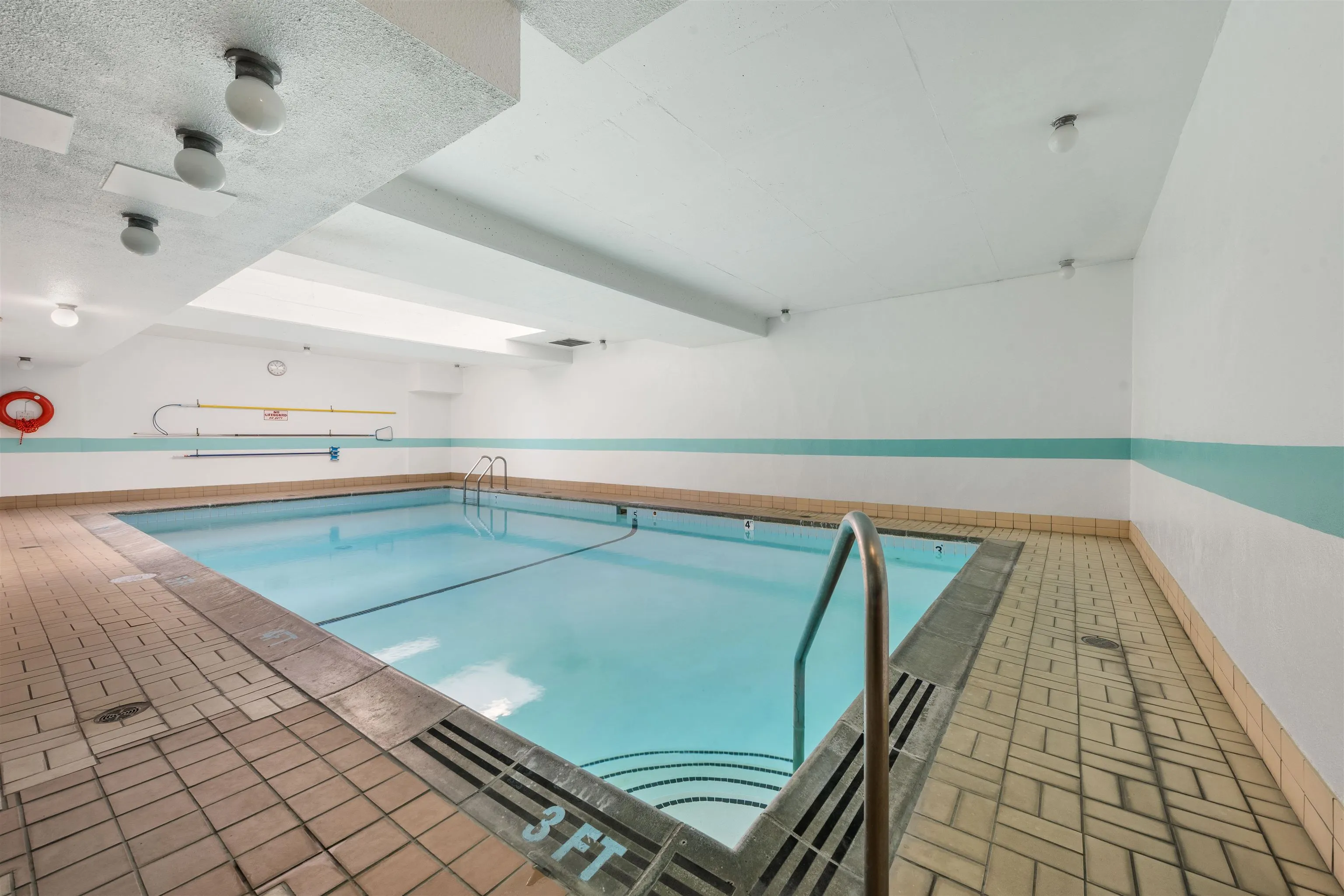 6689 Willingdon Avenue #704