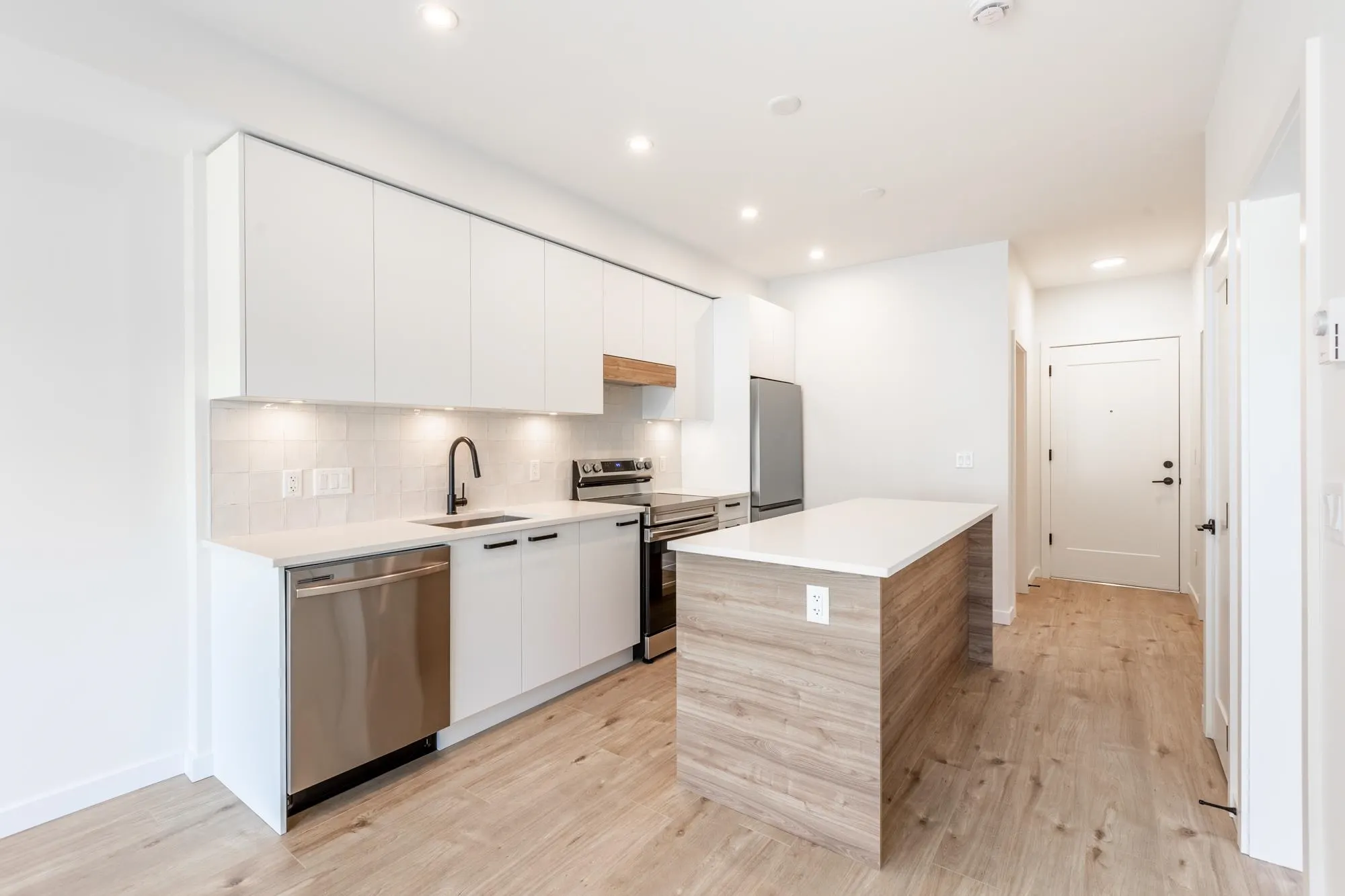 33920 Best Avenue #401