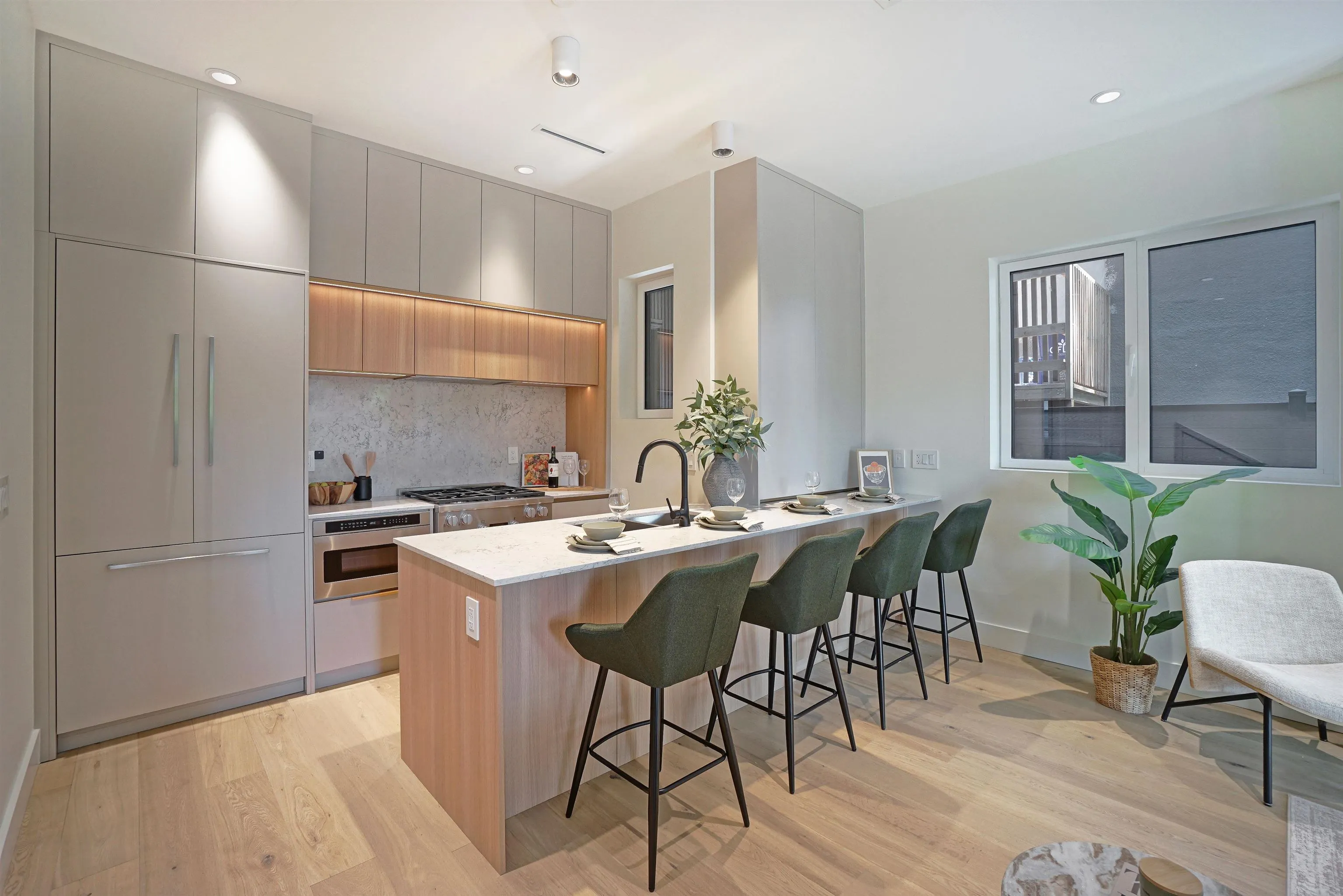 3315 W 10th Street #1