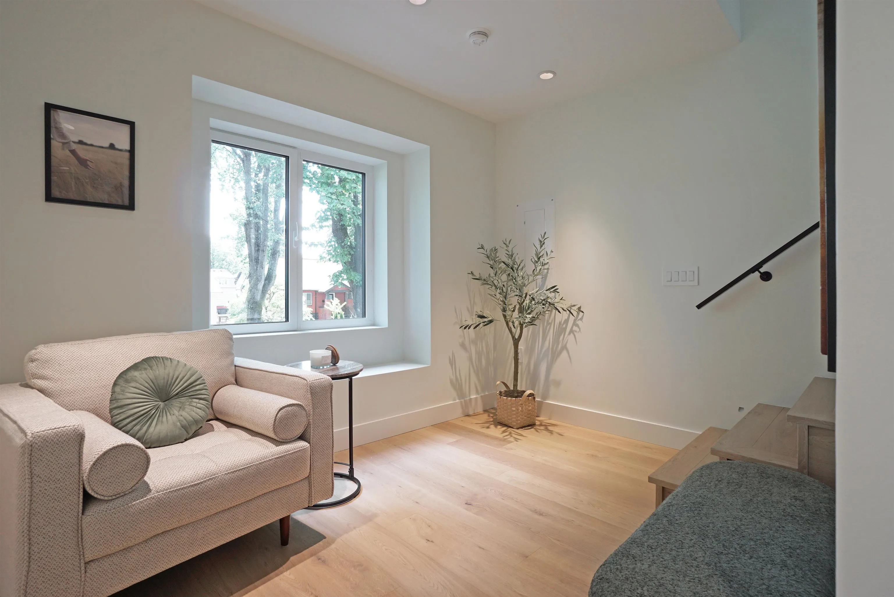 3315 W 10th Street #1