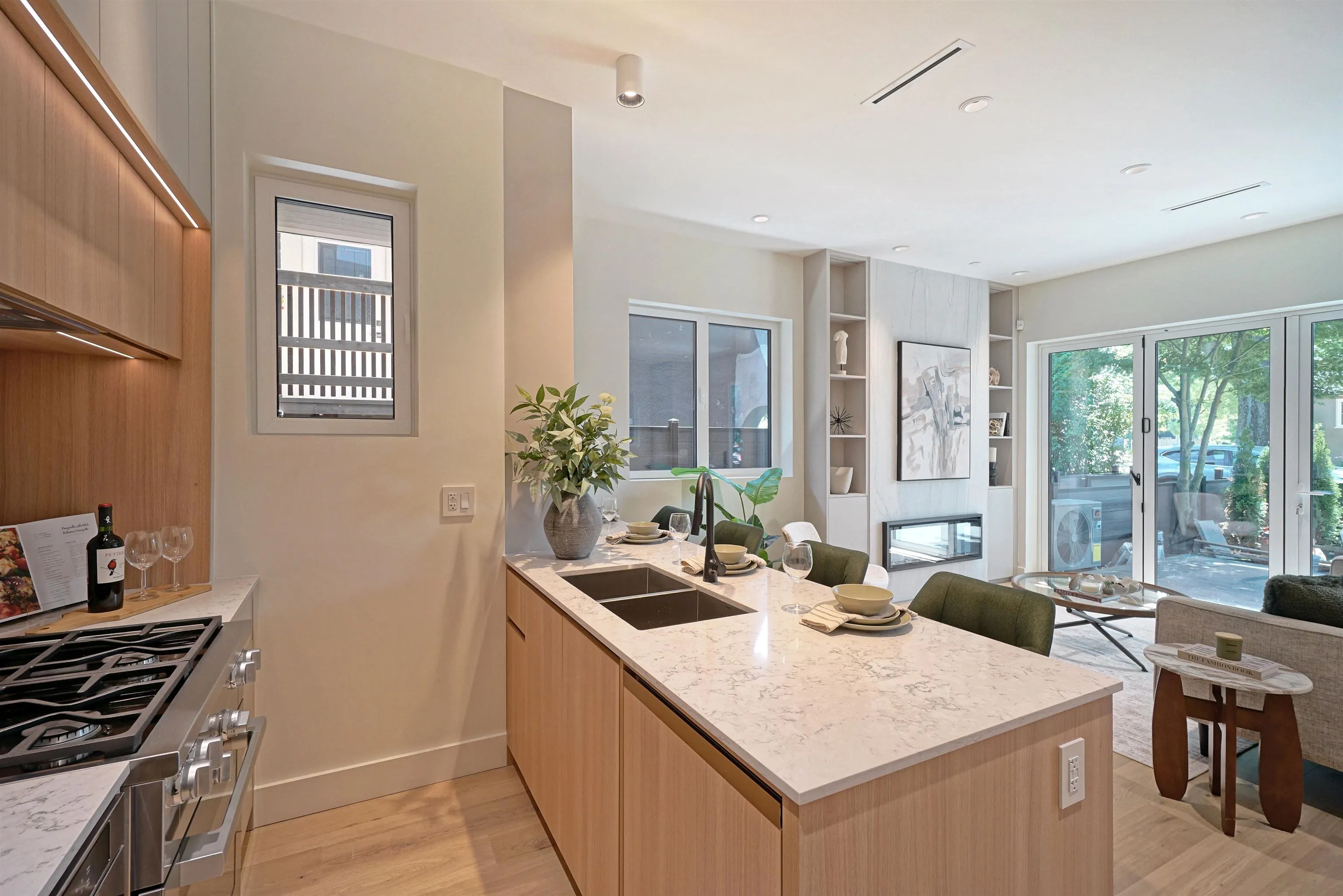 3315 W 10th Street #1