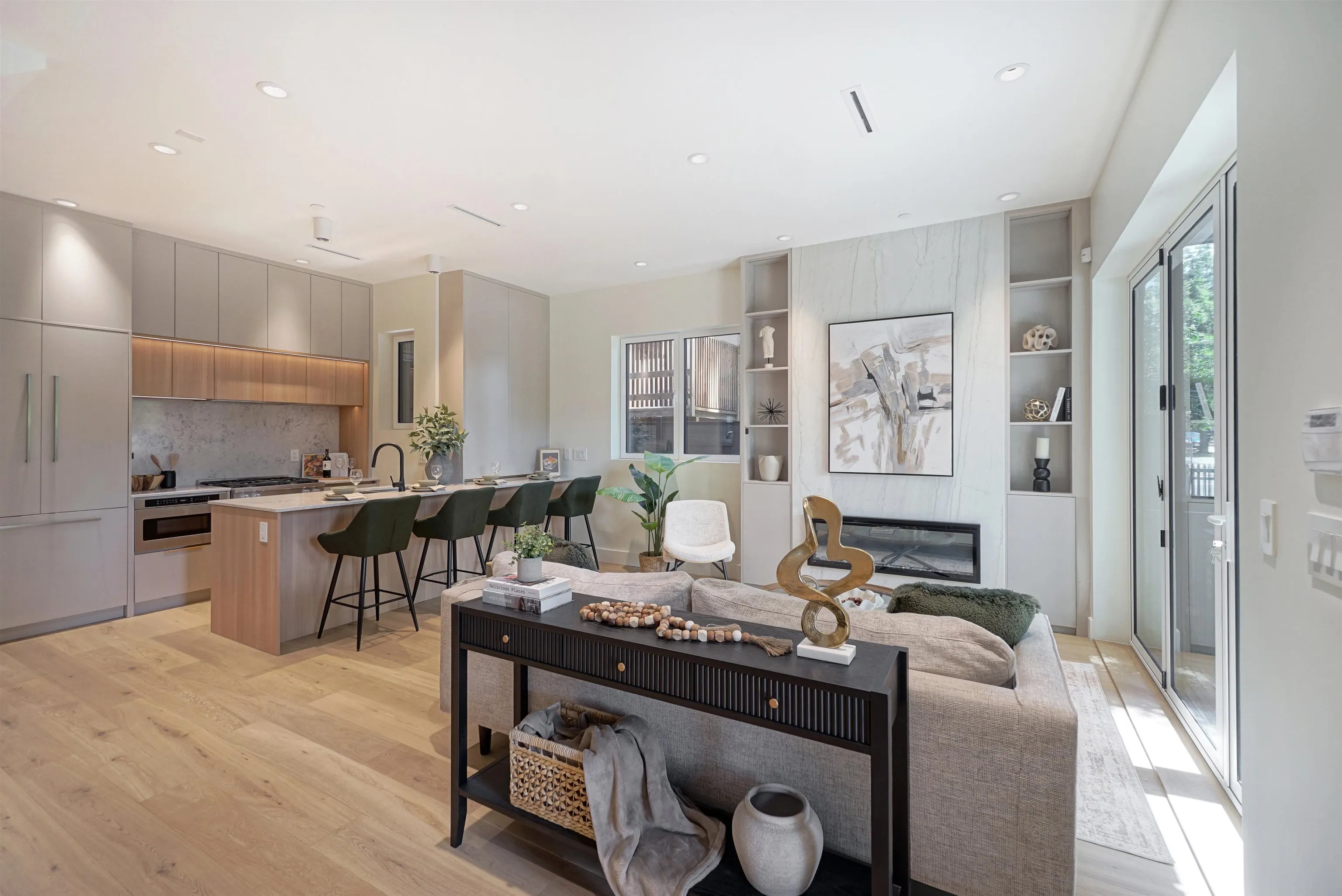 3315 W 10th Street #1
