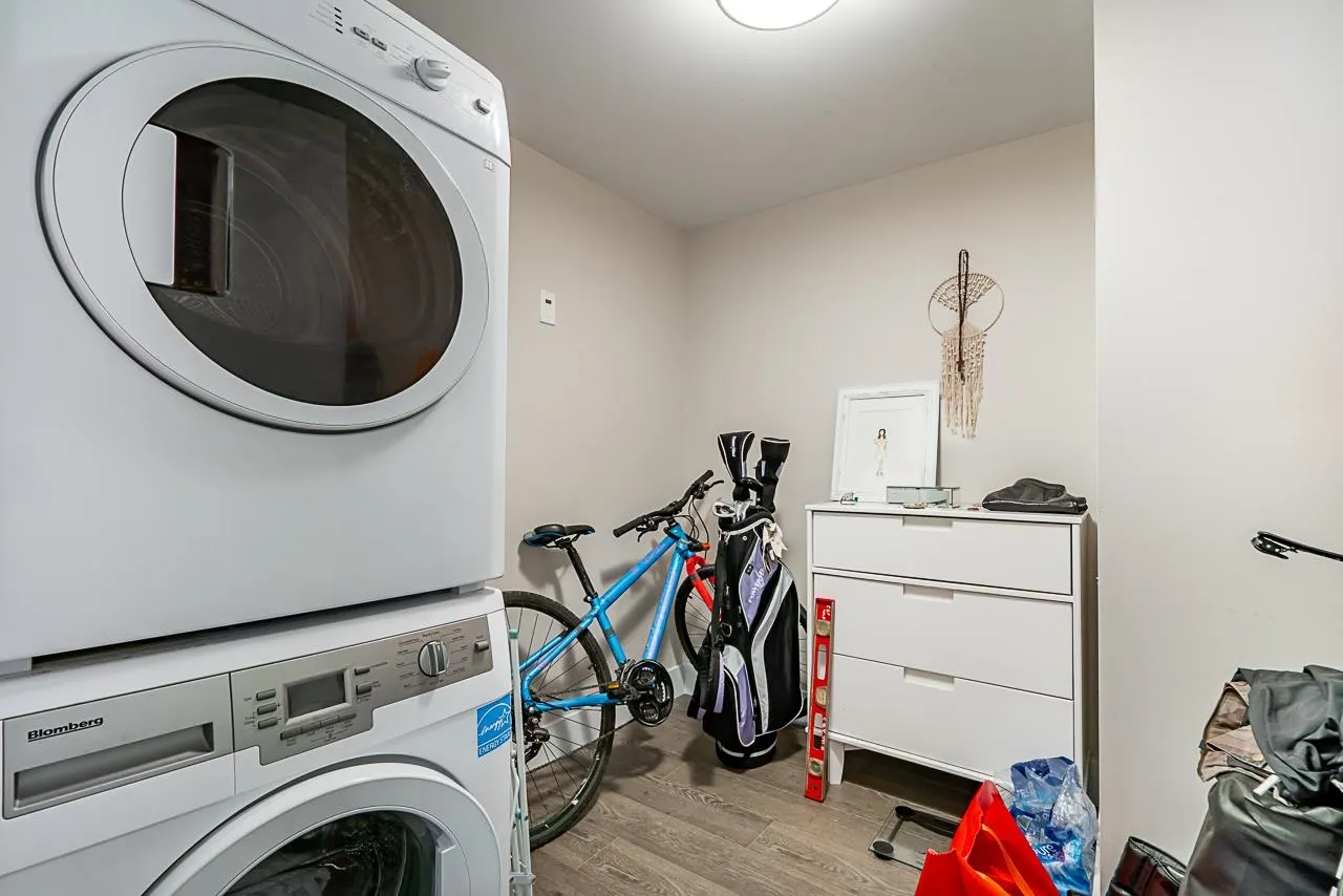 1783 Manitoba Street #524