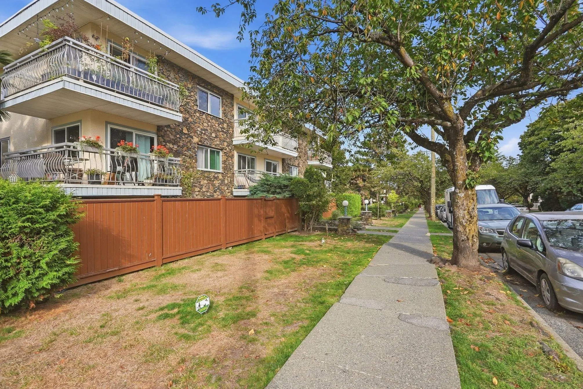 711 E 6th Avenue #229