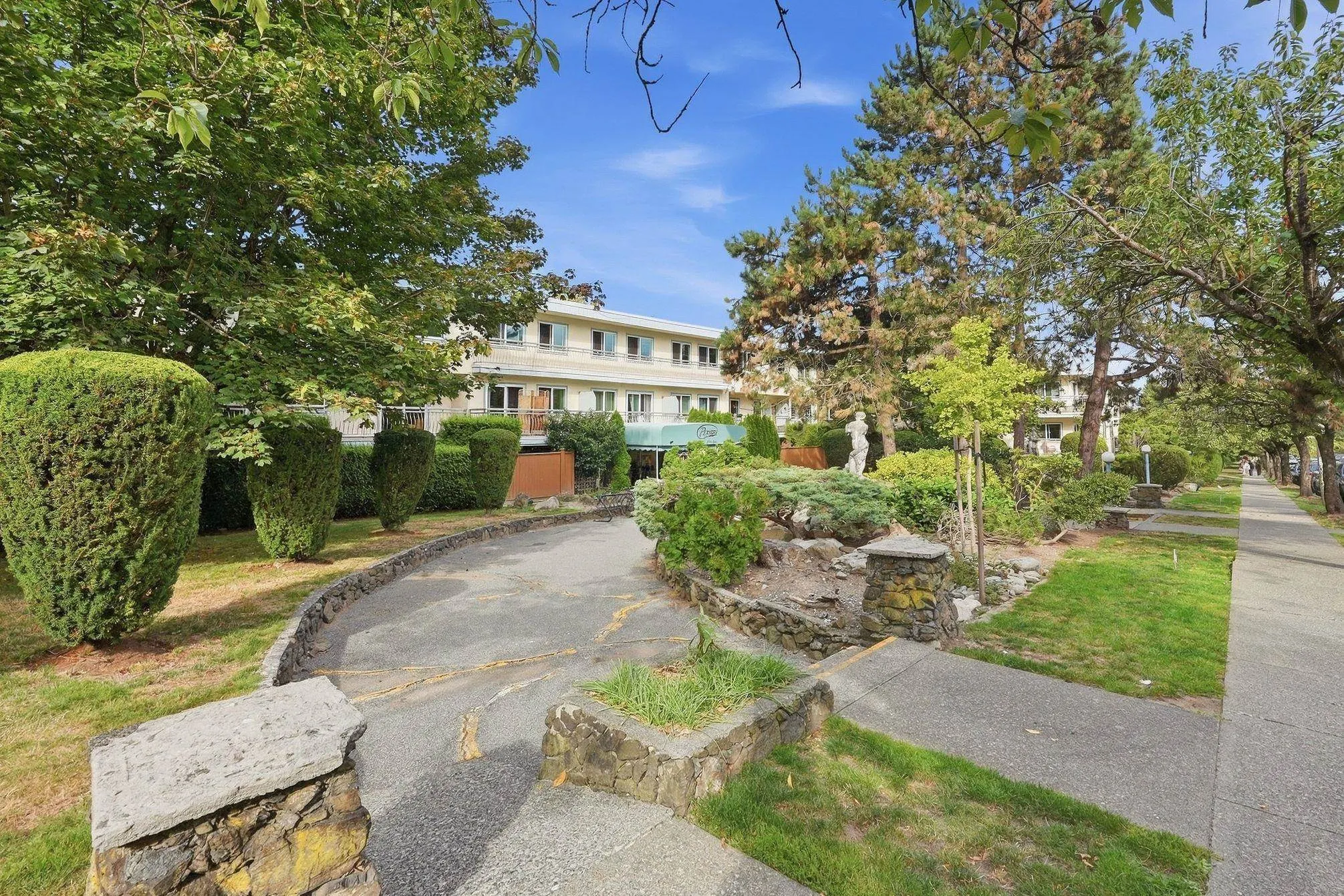 711 E 6th Avenue #229