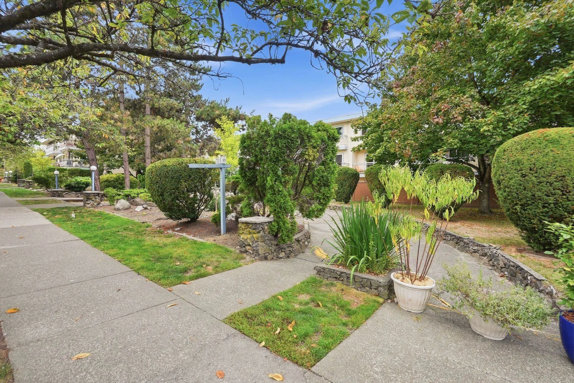 711 E 6th Avenue #229