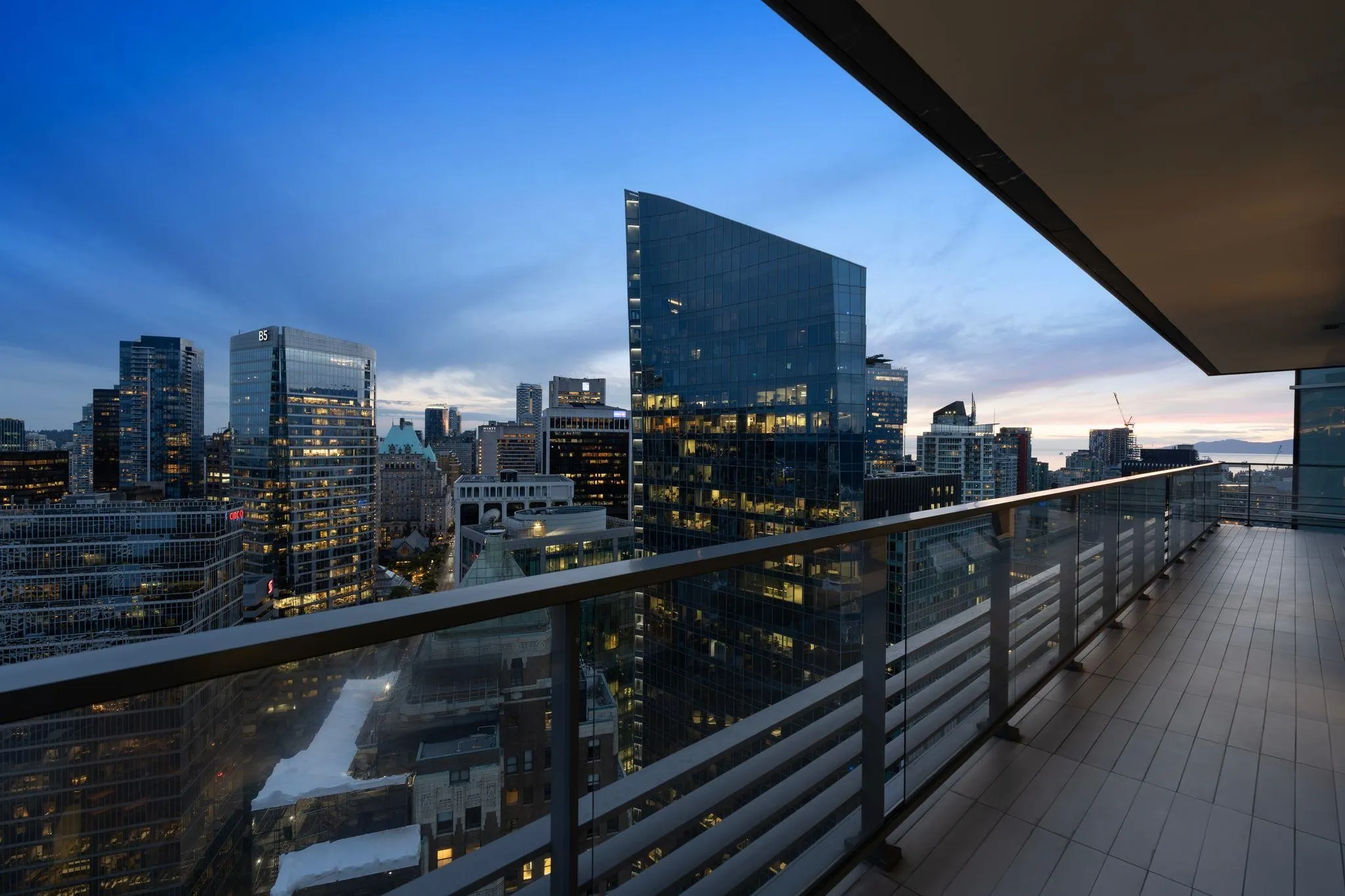 1011 W Cordova Street #3804