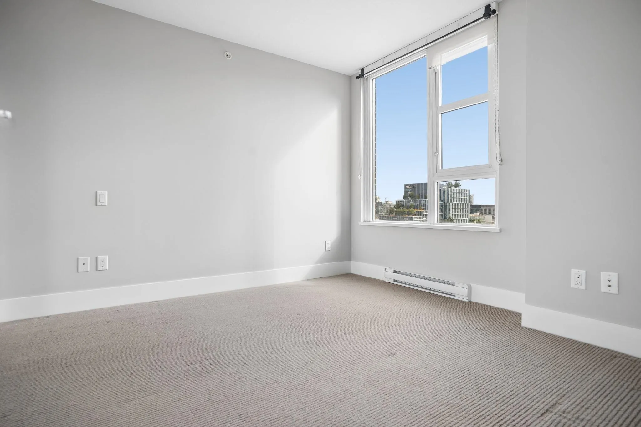 538 W 7th Avenue #906
