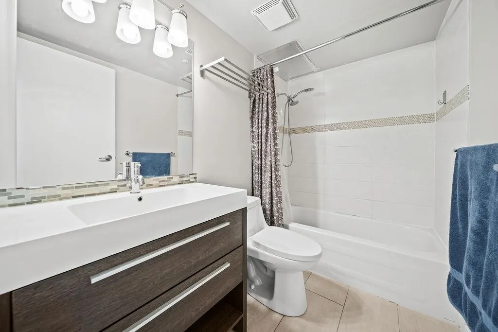 1008 Cambie Street #2801