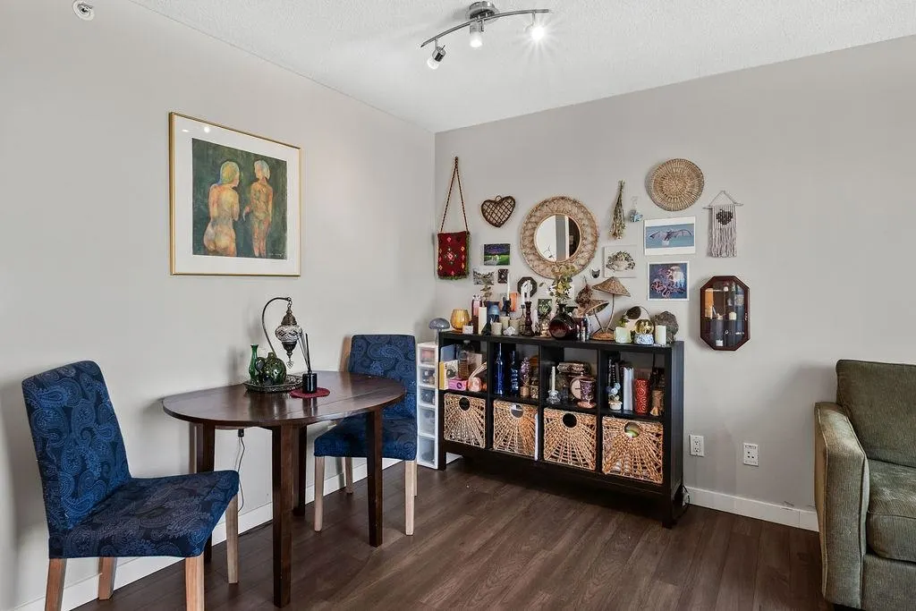 1008 Cambie Street #2801