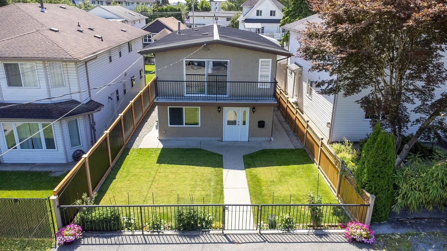 2142 Grant Avenue