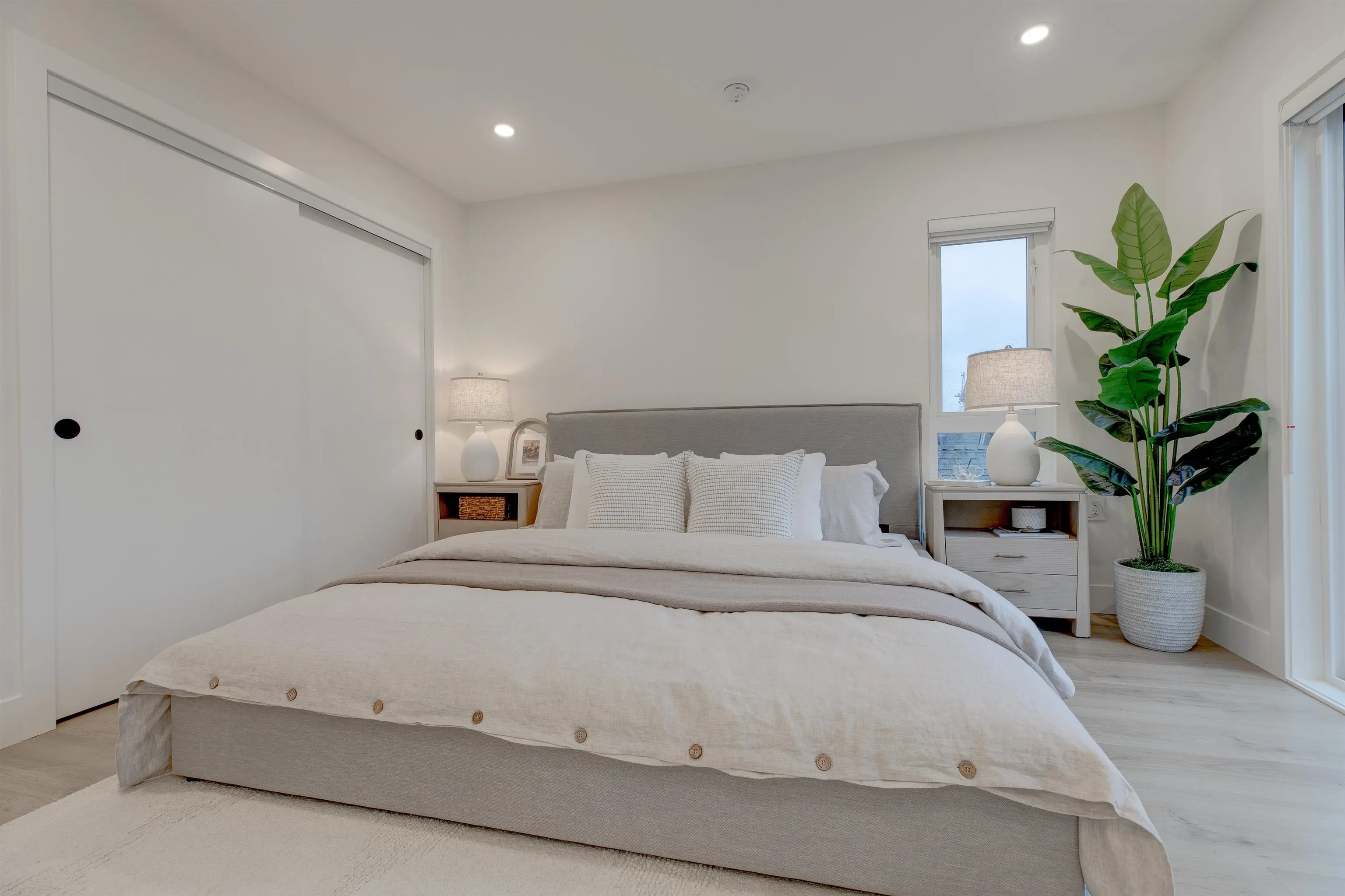 339 Keary Street #8