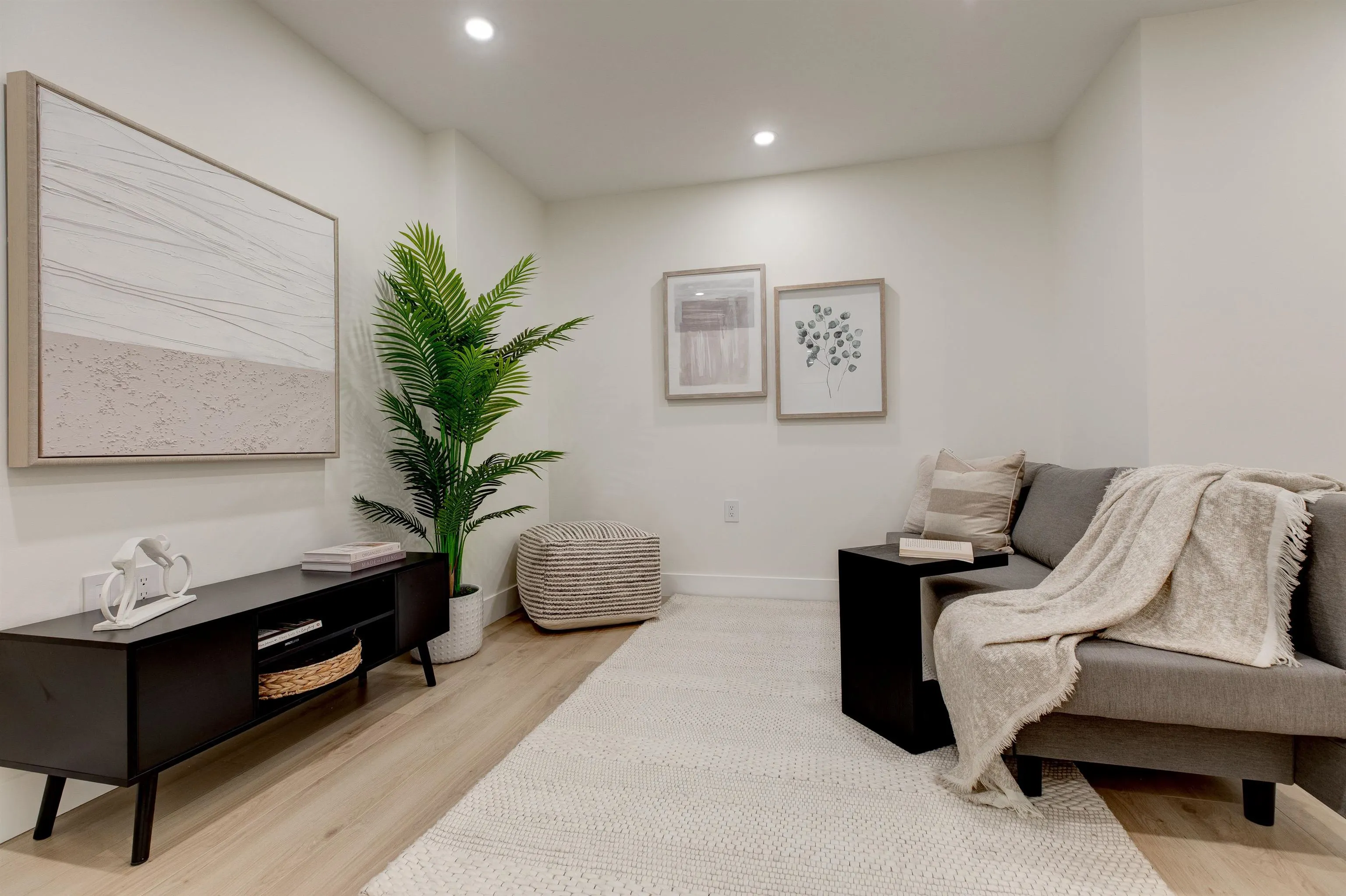 339 Keary Street #8