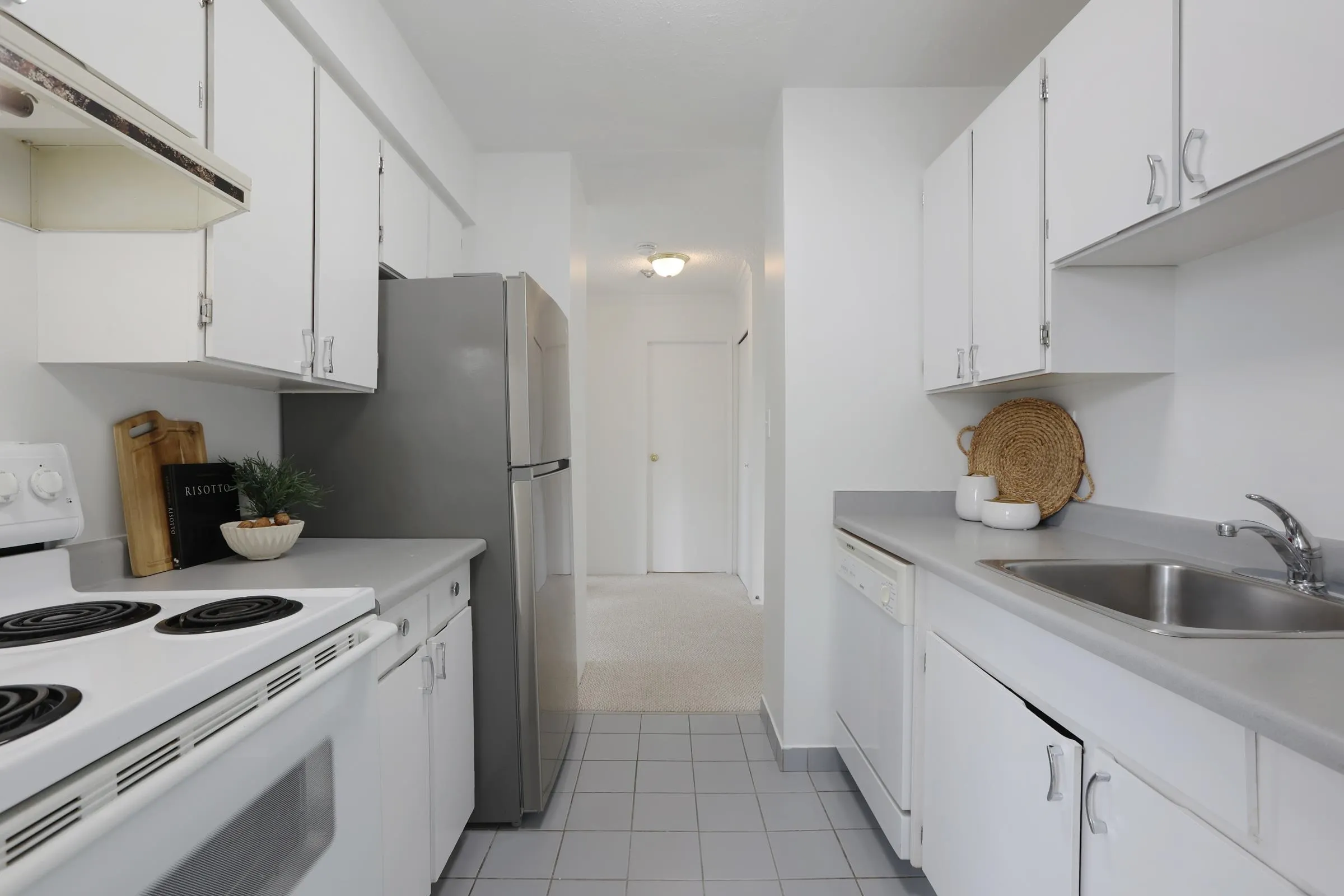 1127 Barclay Street #1102