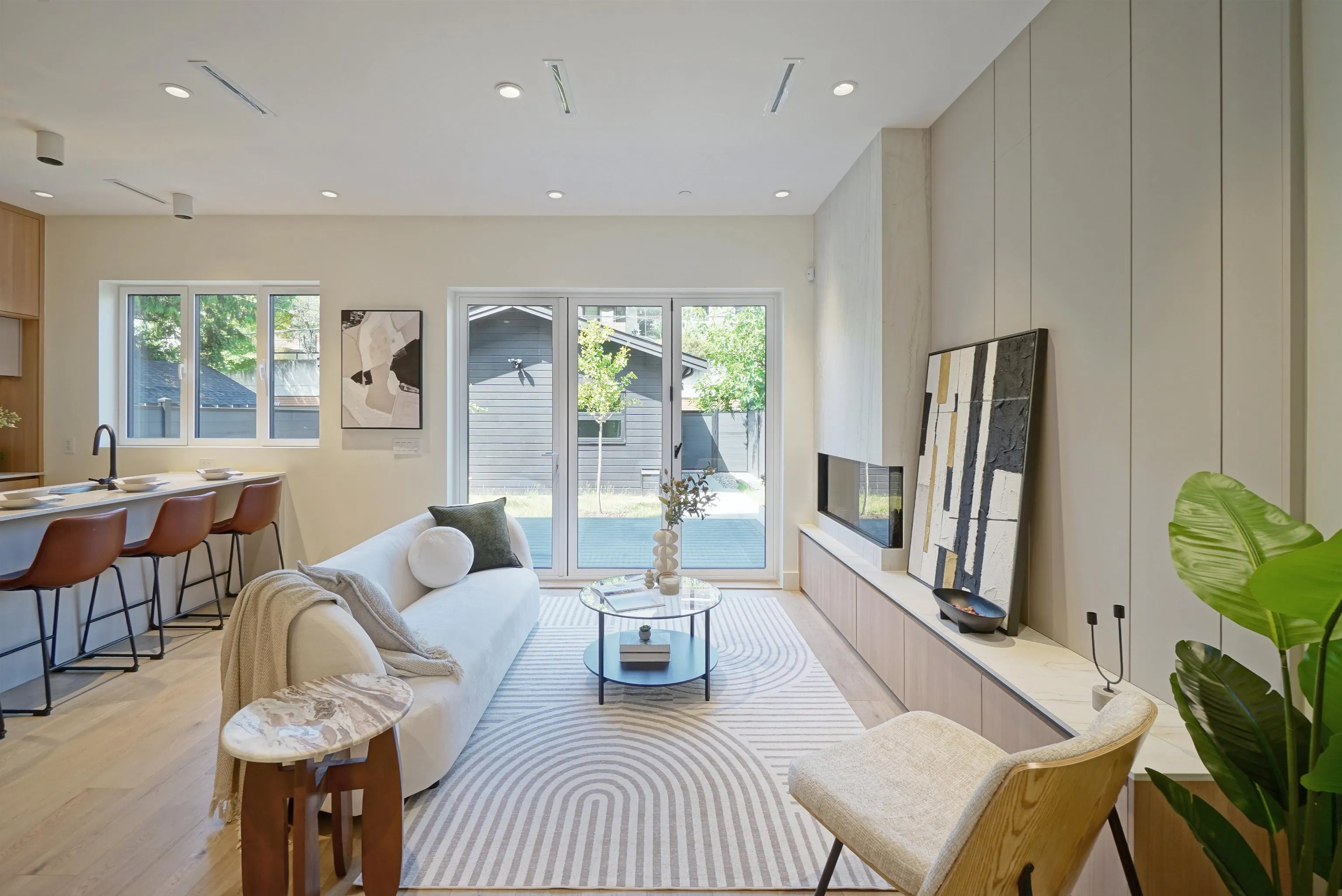 3315 W 10th Street #2