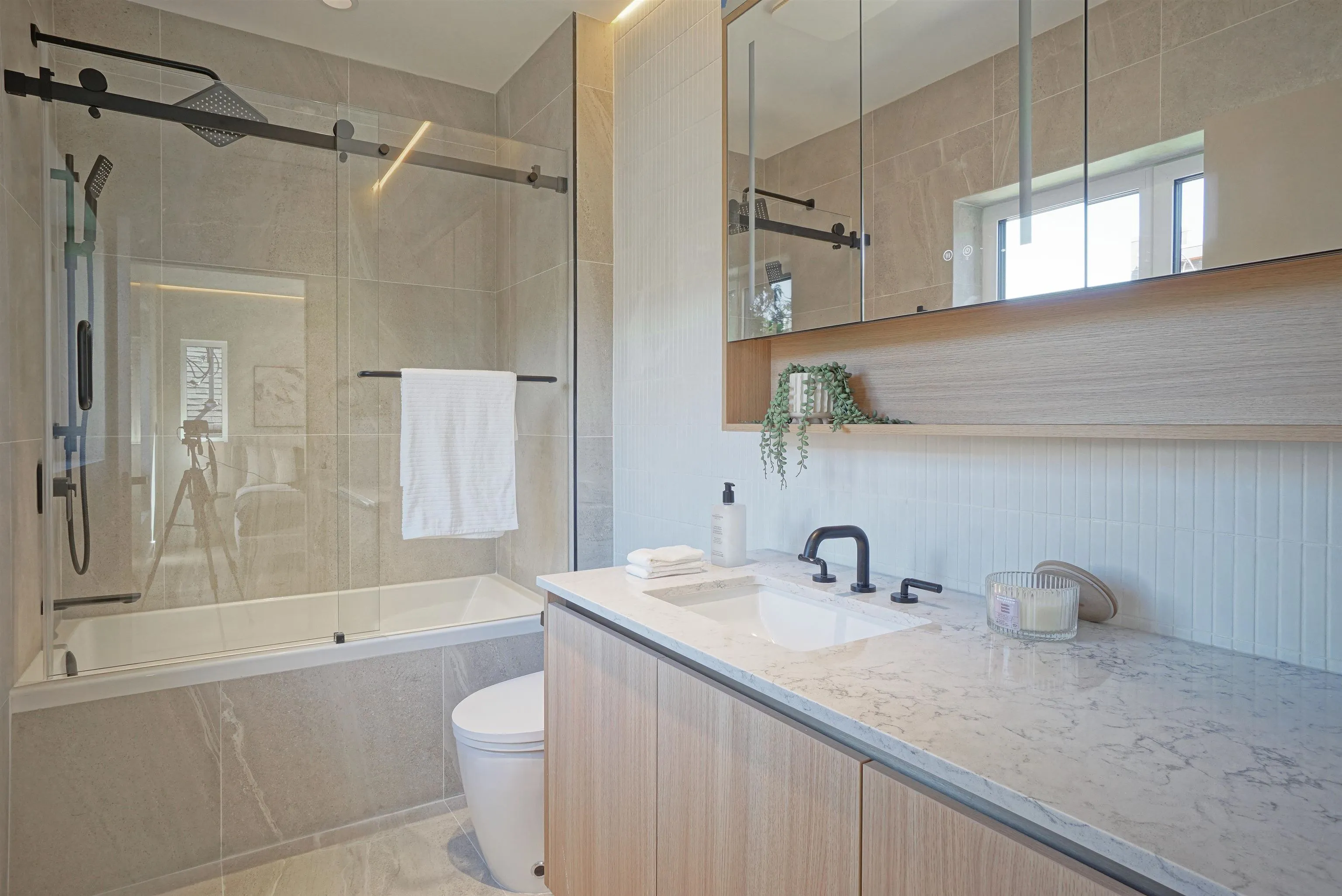 3315 W 10th Street #2