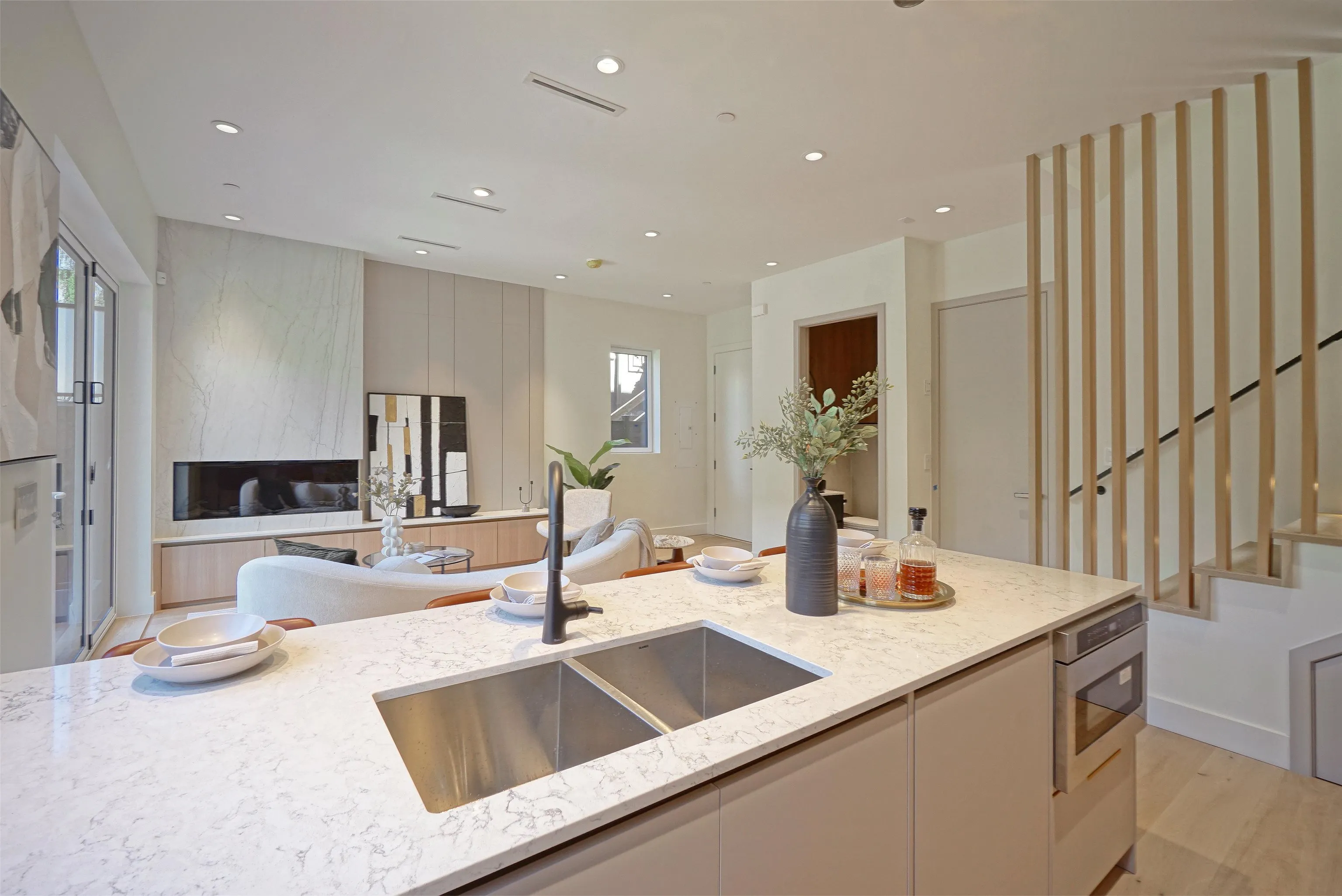 3315 W 10th Street #2