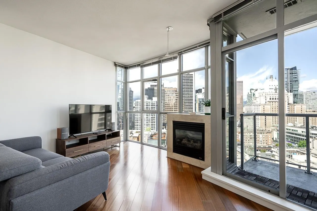 1050 Smithe Street #1505