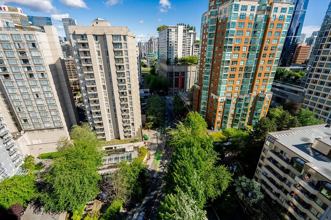 1050 Smithe Street #1505