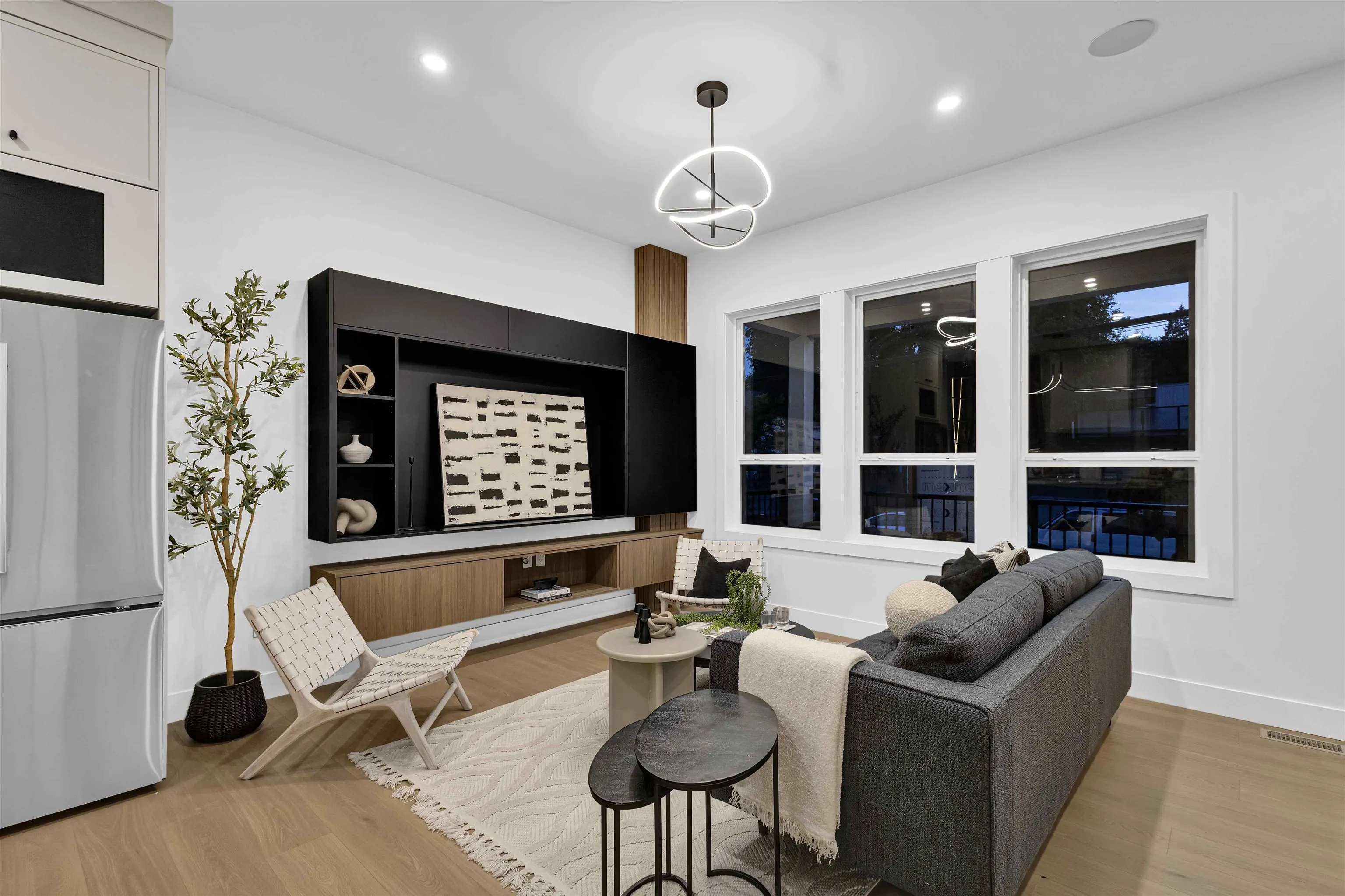 6356 138 Street #102