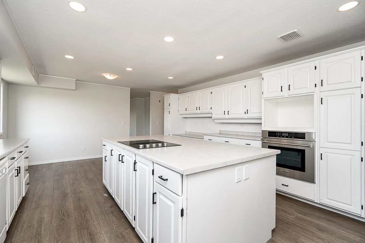 14017 Hale Road