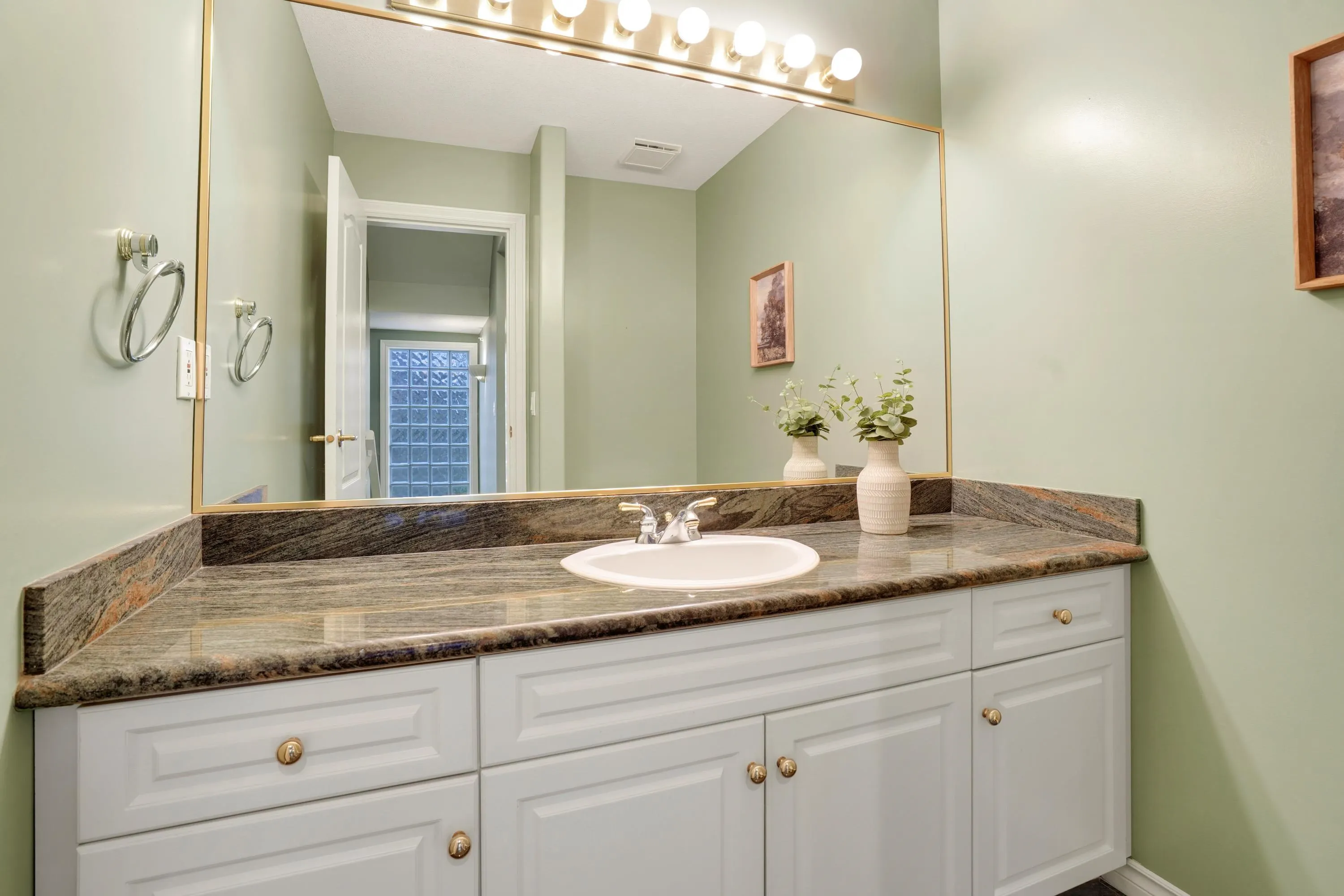 915 Fort Fraser Rise #11