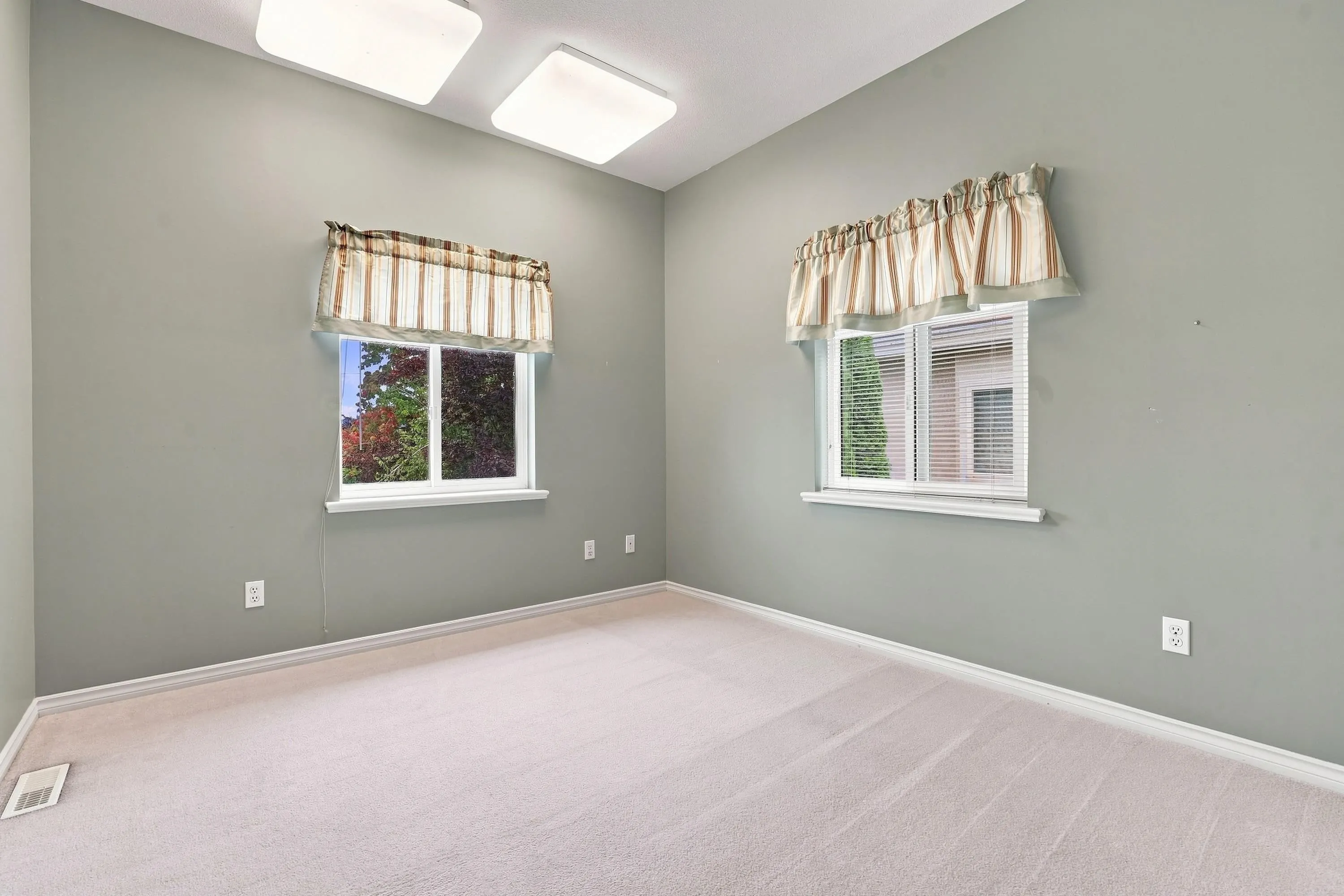 915 Fort Fraser Rise #11