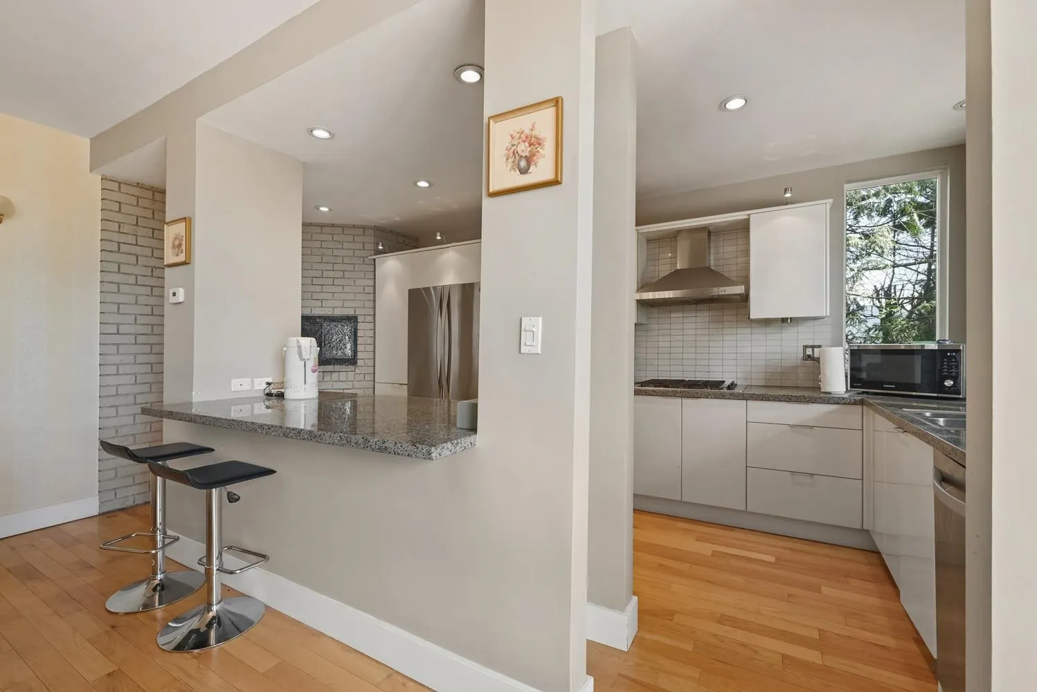 1053 Millstream Road #Main Floor