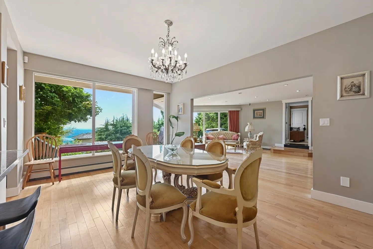 1053 Millstream Road #Main Floor