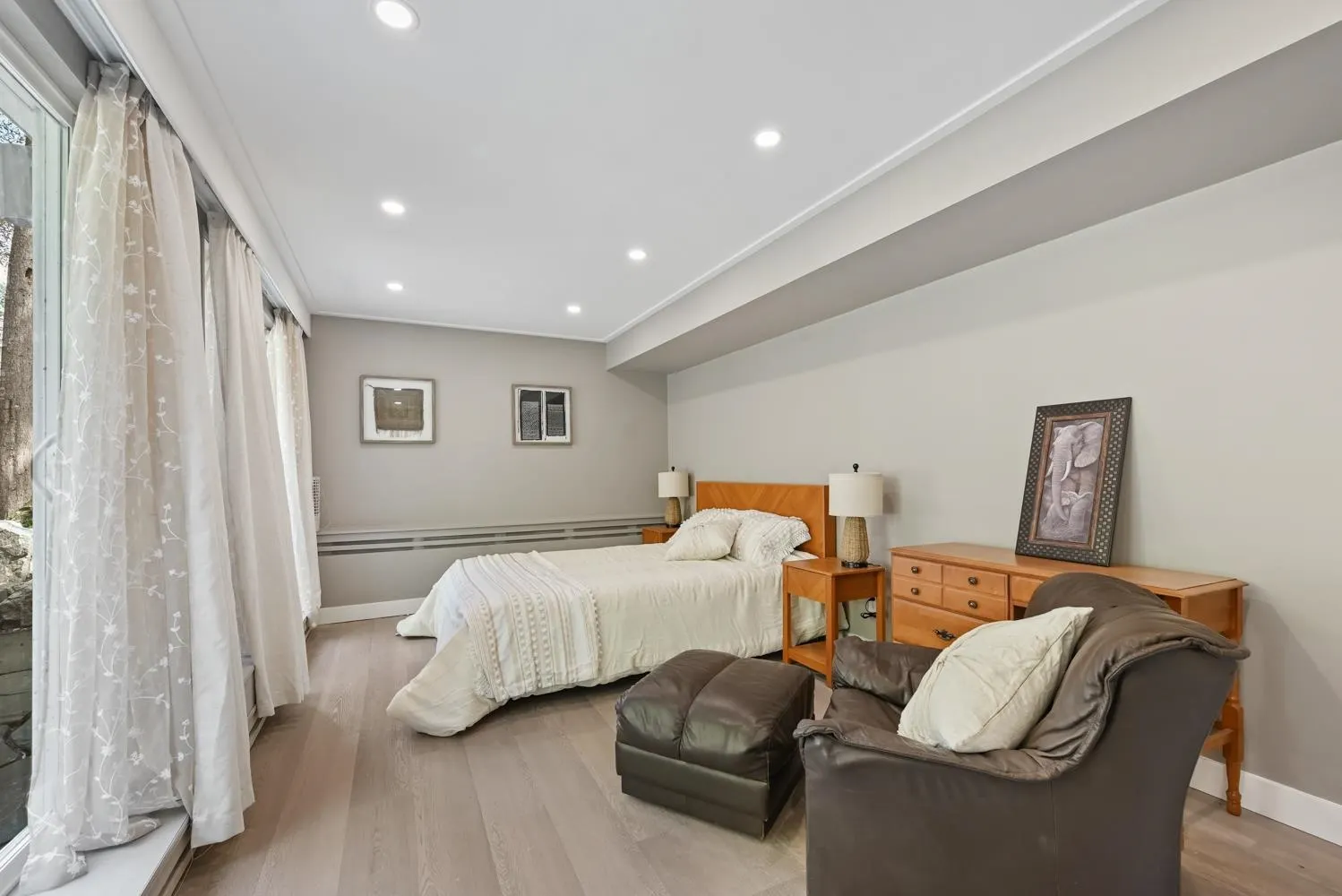 1053 Millstream Road #Main Floor
