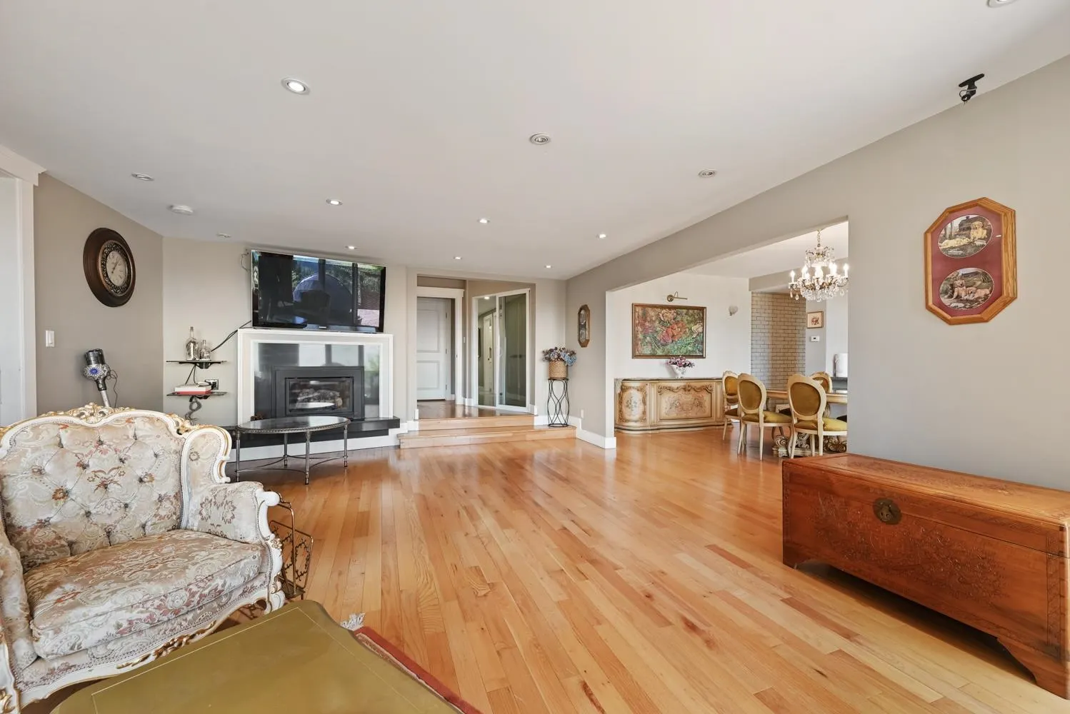 1053 Millstream Road #Main Floor