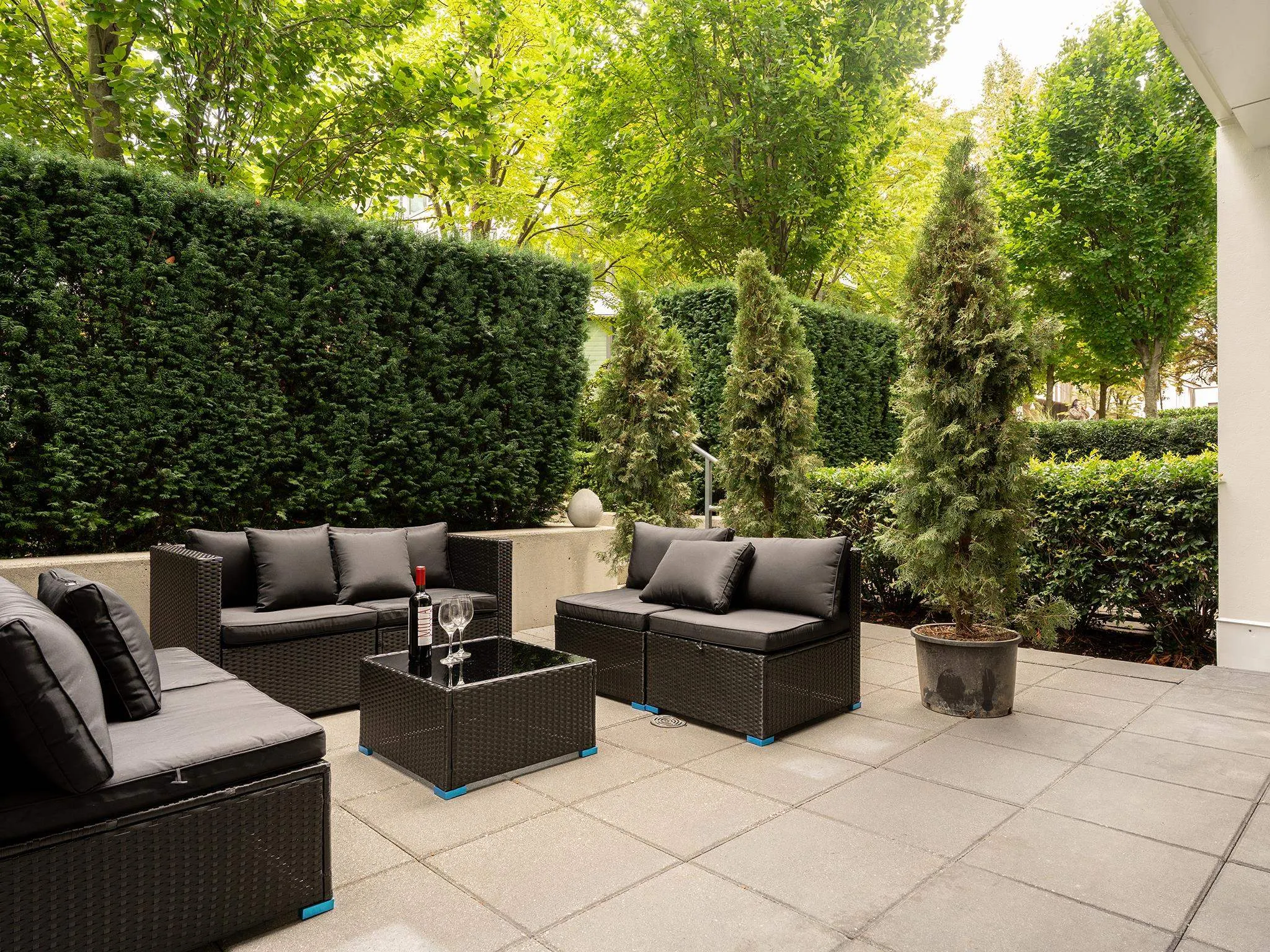 1777 W 7th Avenue #2