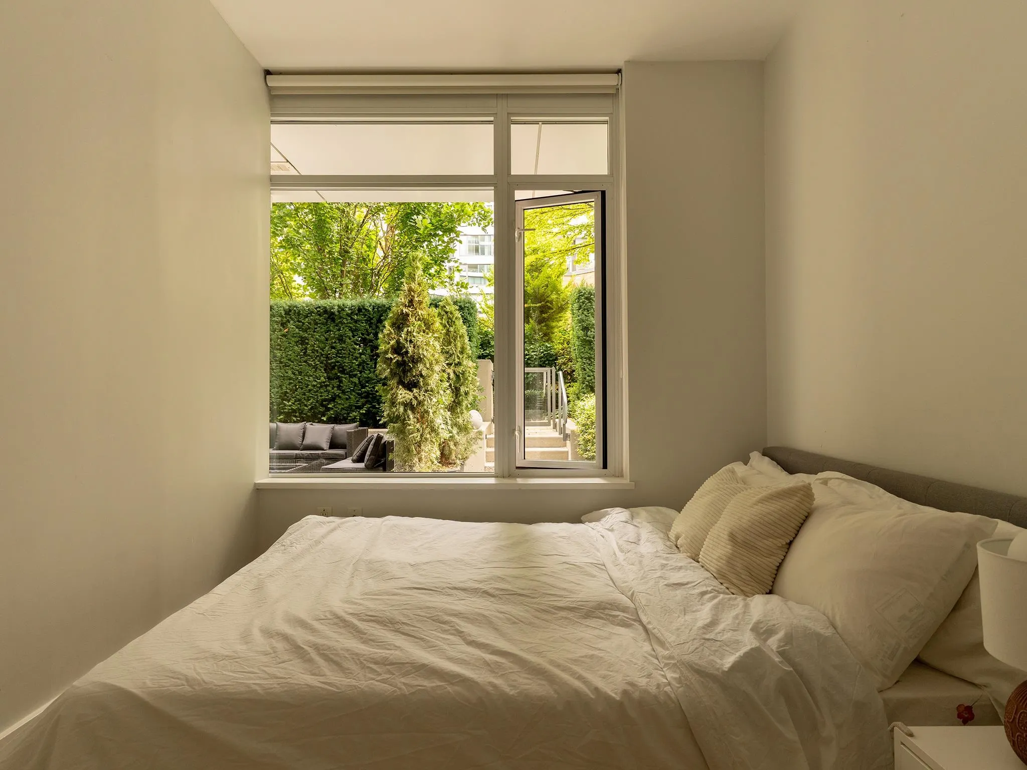 1777 W 7th Avenue #2
