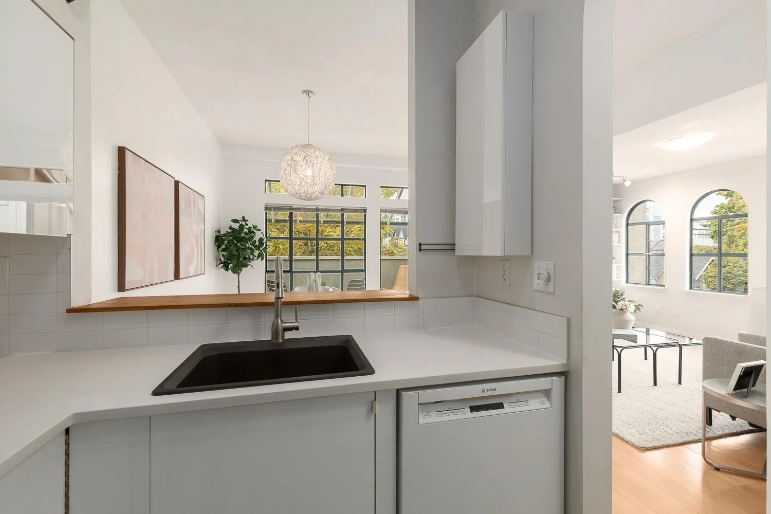 700 E Pender Street #301