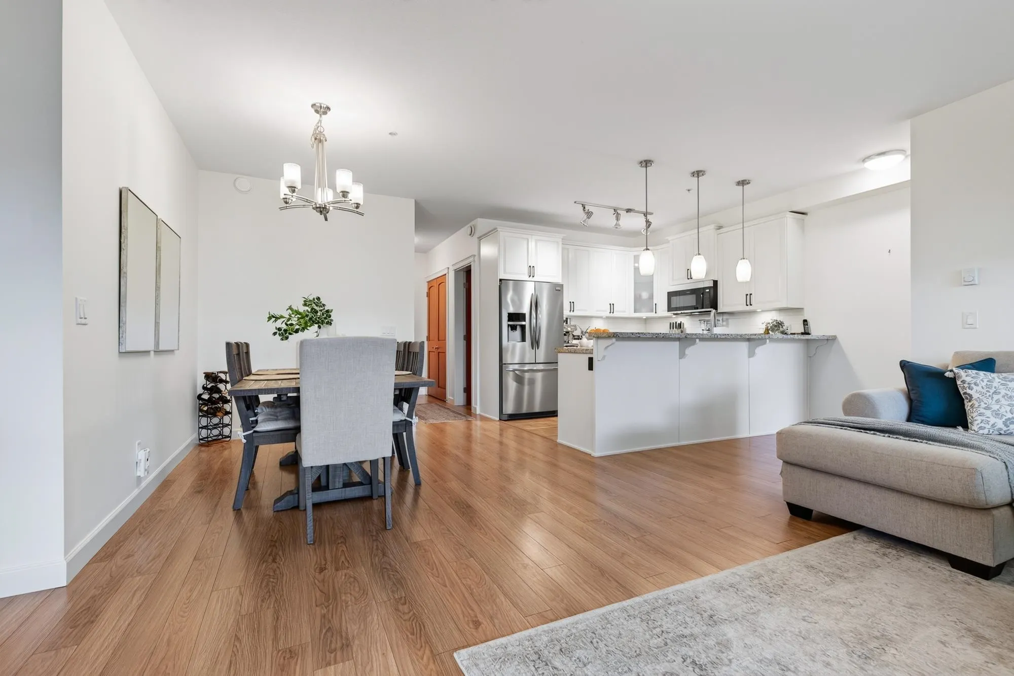 8157 207 Street #129
