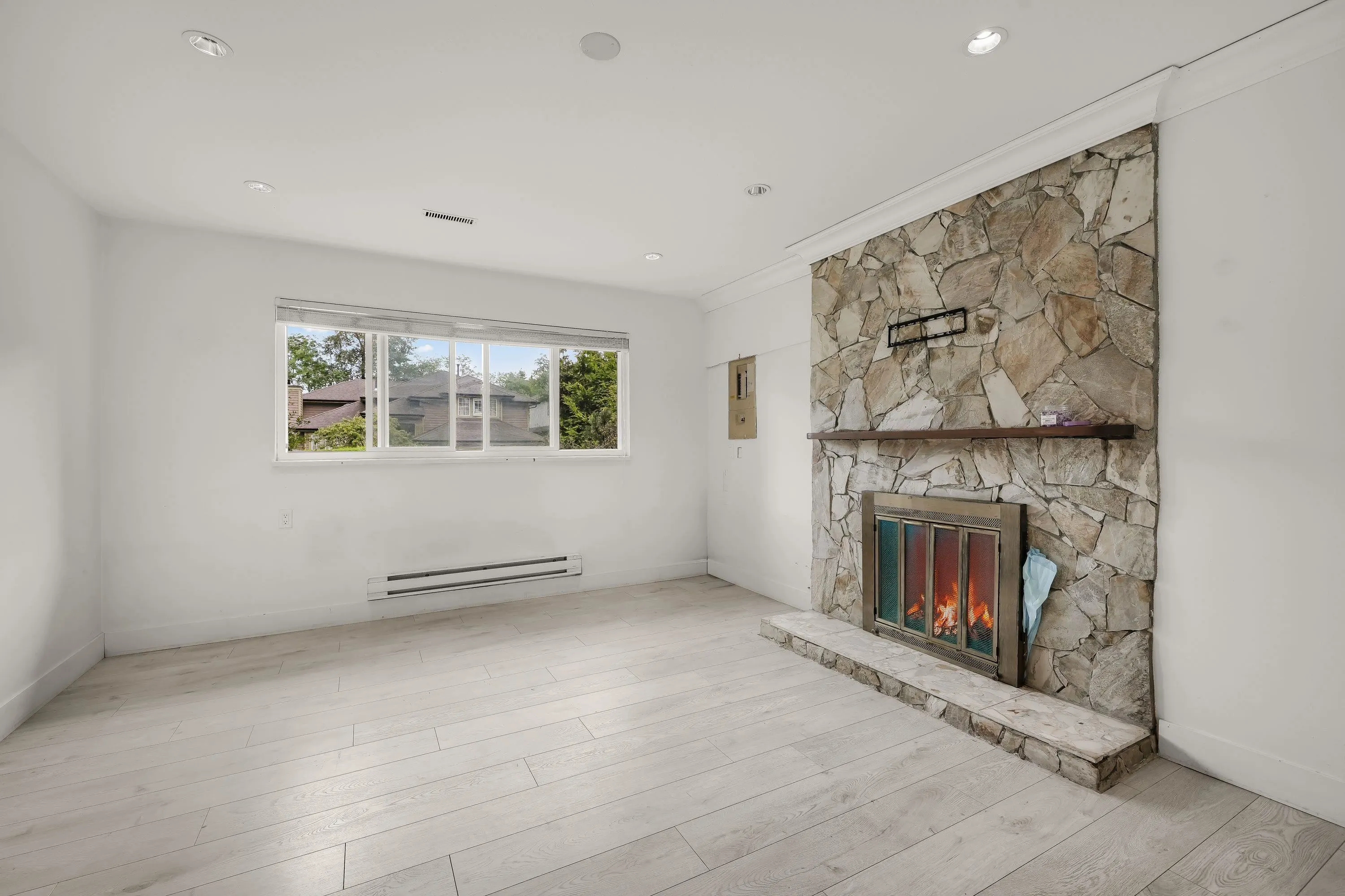 11885 Chateau Wynd