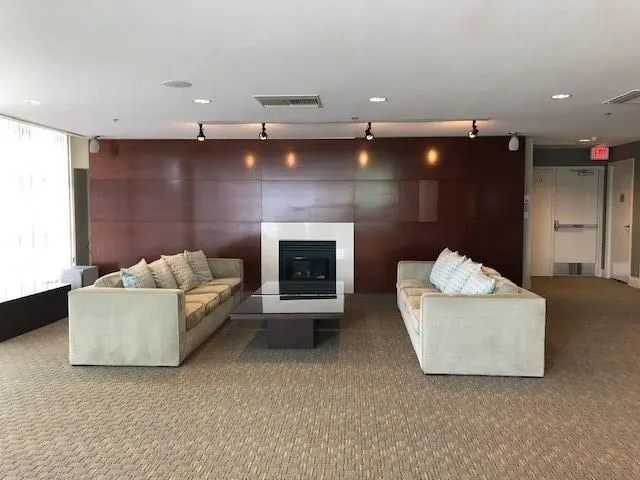 410 Beach Crescent