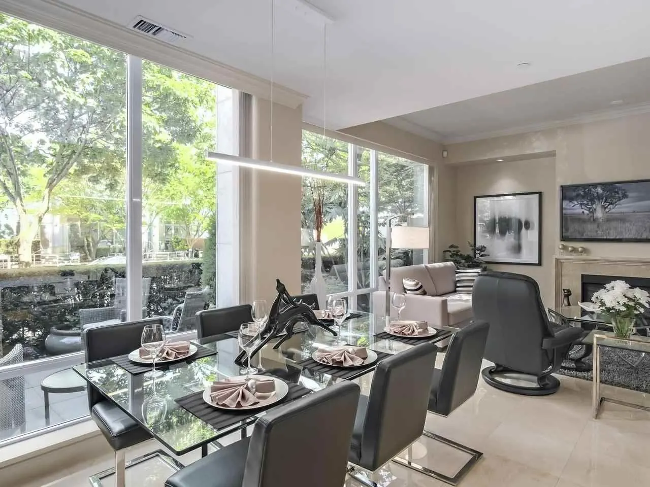 410 Beach Crescent